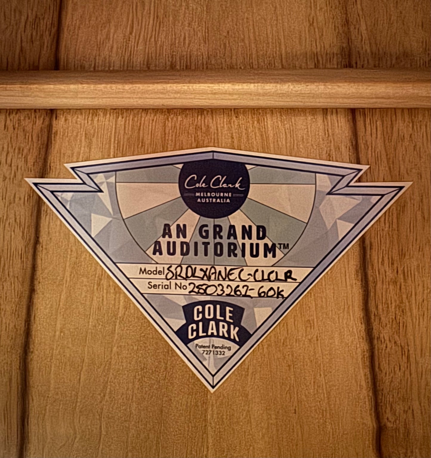 Cole Clark CCSRDLXANEC-CLCLR 'Studio Recording Deluxe' - 60k Edition - Camphor Laurel