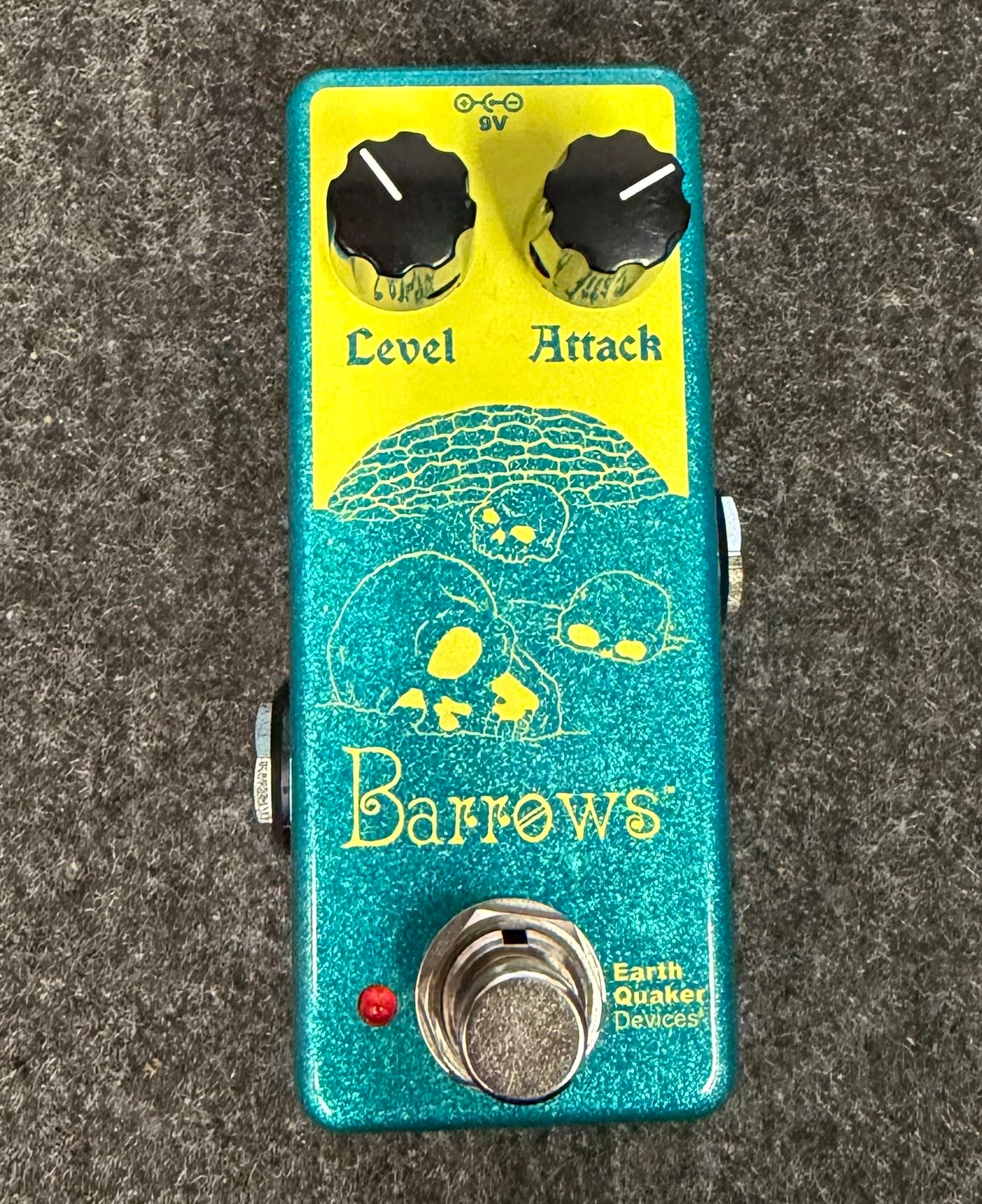 Earthquaker Devices Barrows Limited 'Australian' Edition Fuzz Attacker Pedal