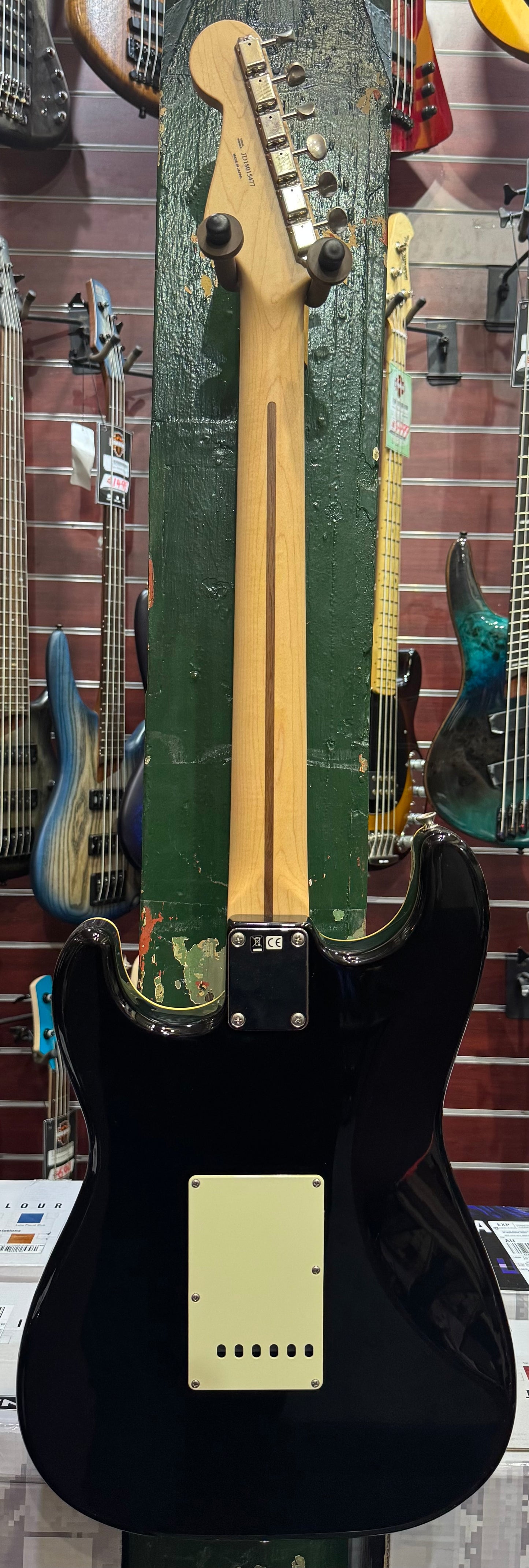 Fender Aerodyne Classic Stratocaster Limited Edition - Red Flame Maple - Pre-Loved