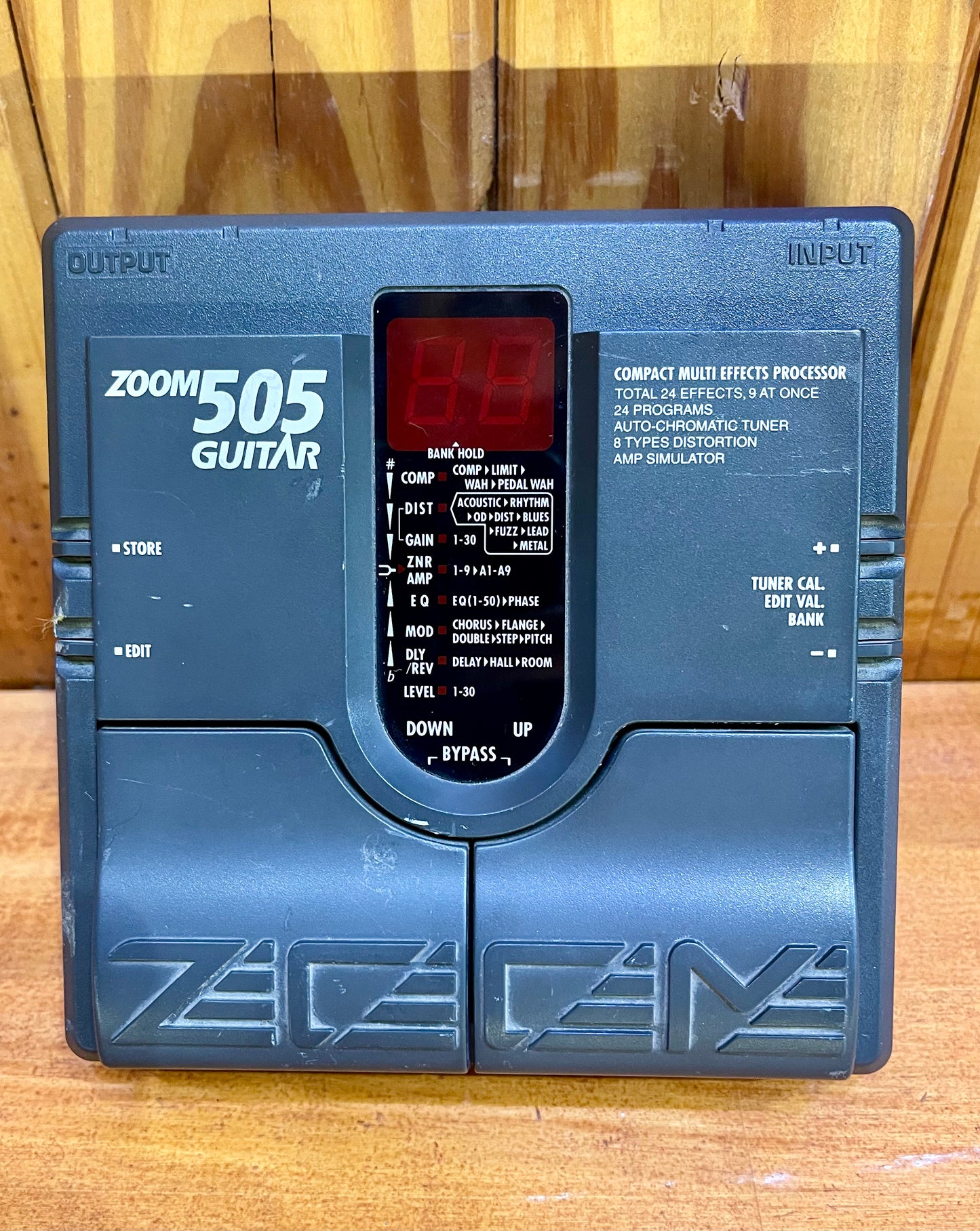 Zoom 505 Made in Japan Multi-FX - Pre-Loved