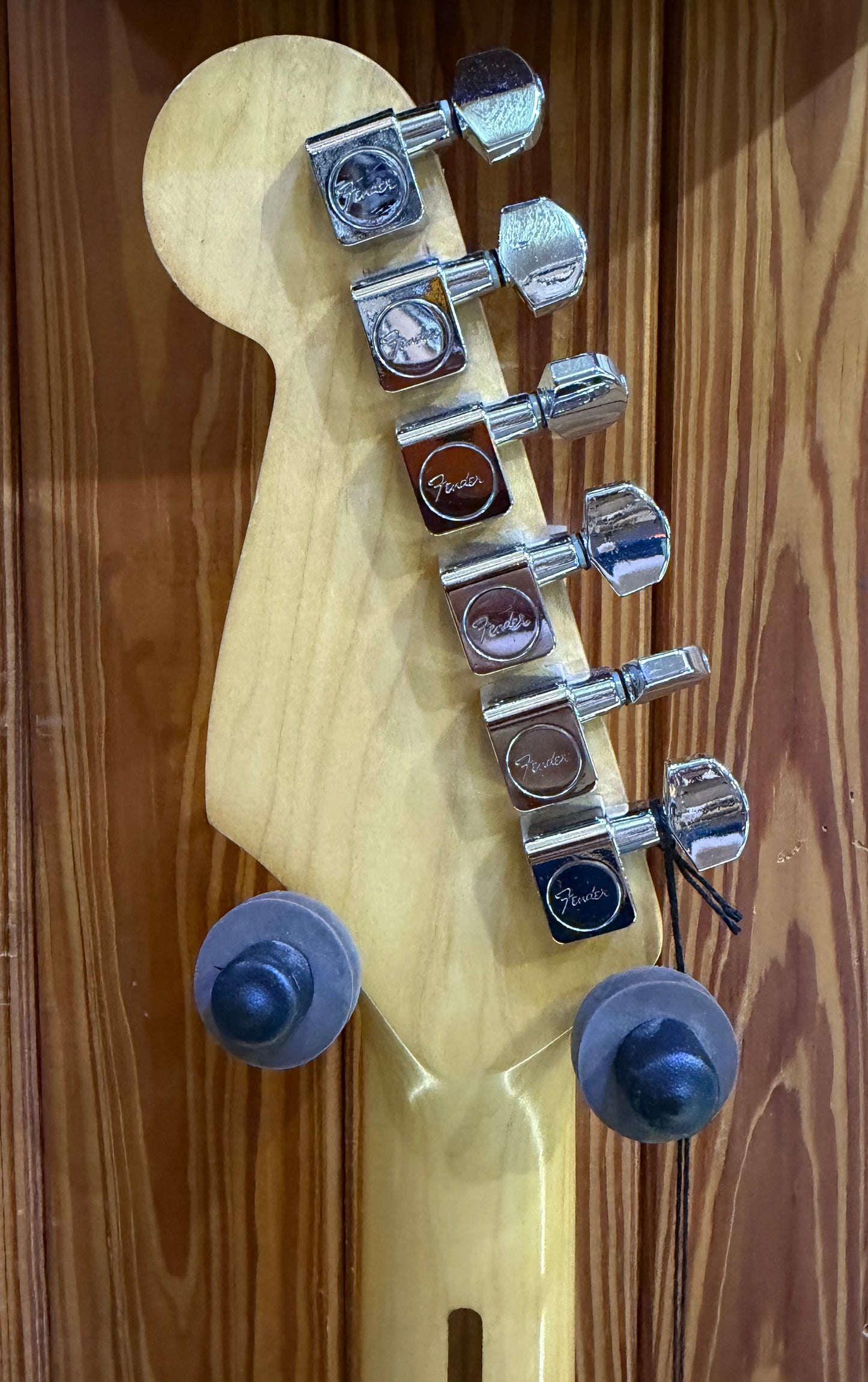 Fender American Standard Stratocaster - Black - Pre-Loved