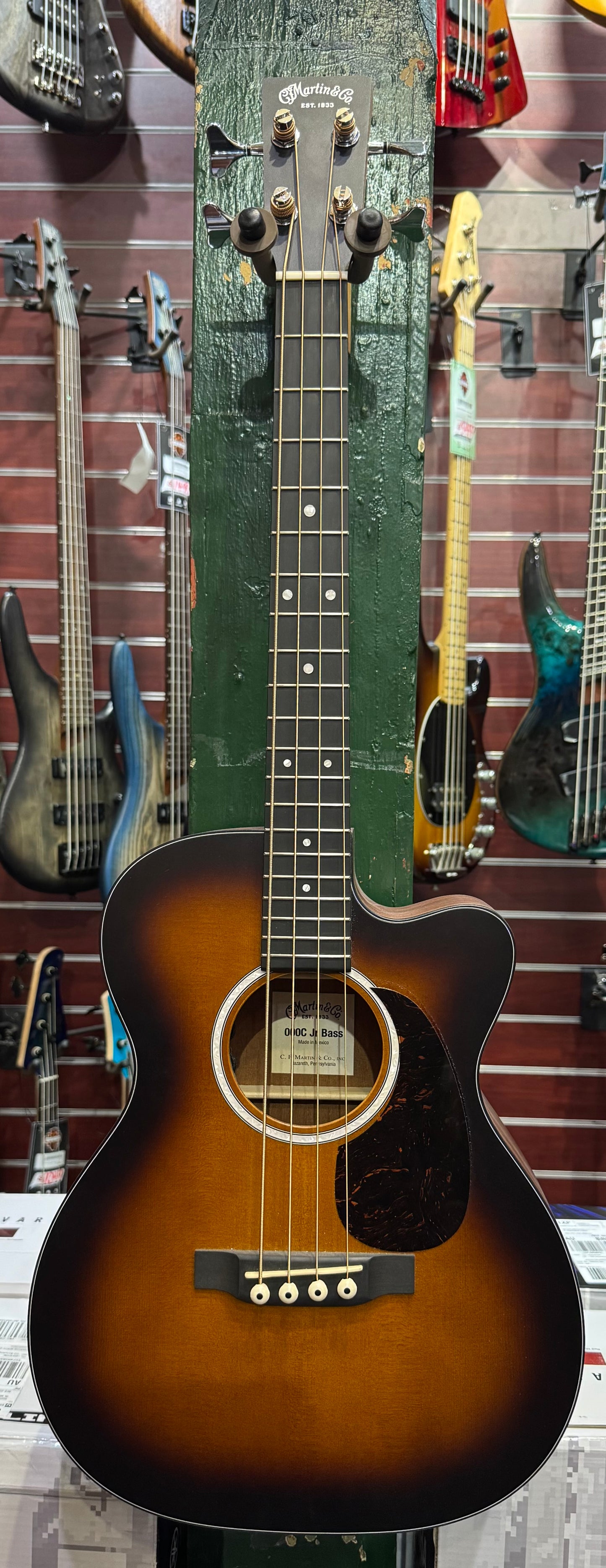 Martin & Co 000CJR-10E Acoustic Bass - Pre-Loved