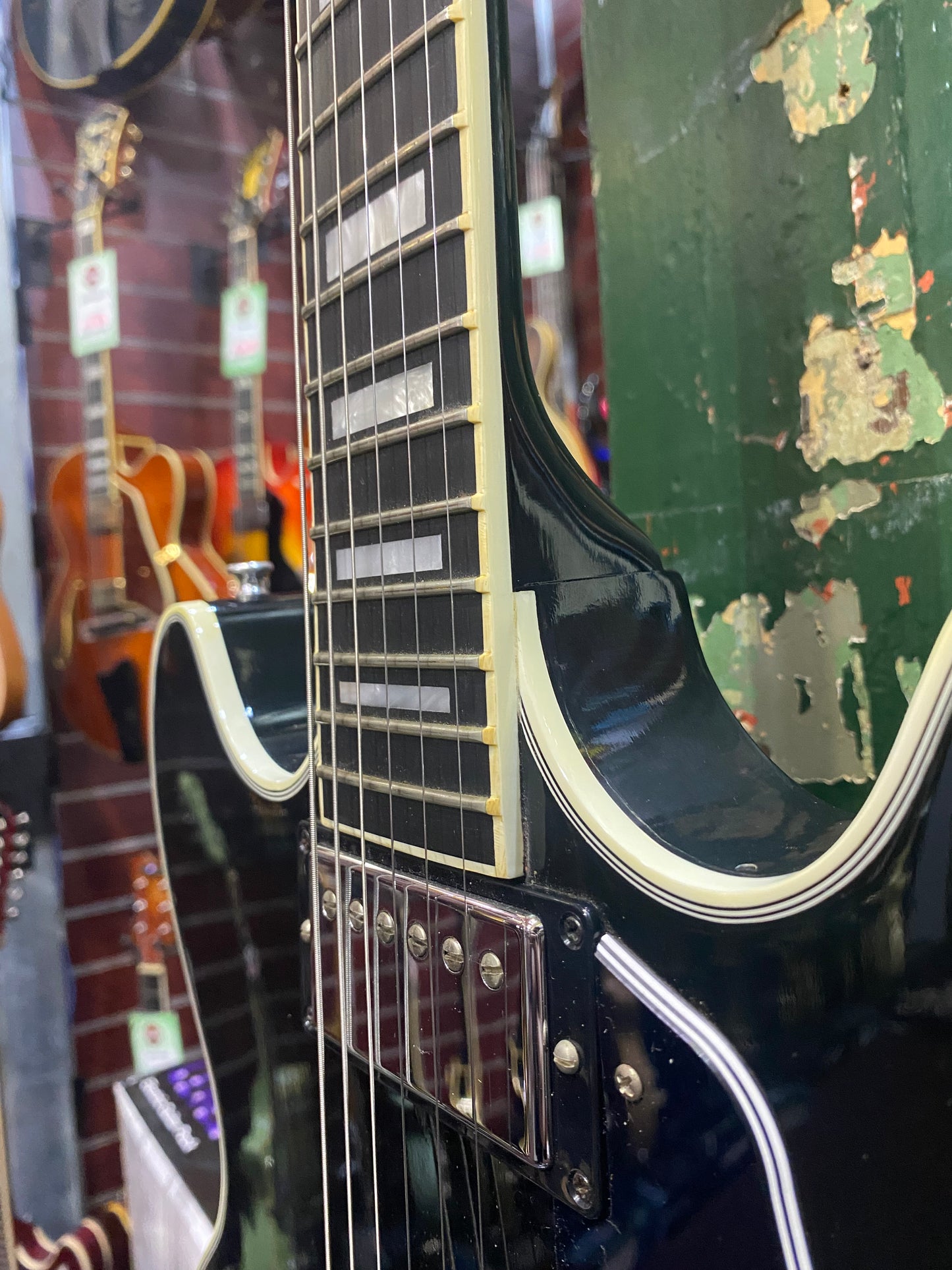 Gibson Midtown Custom 2011 Ebony + Hard Case - Pre-loved