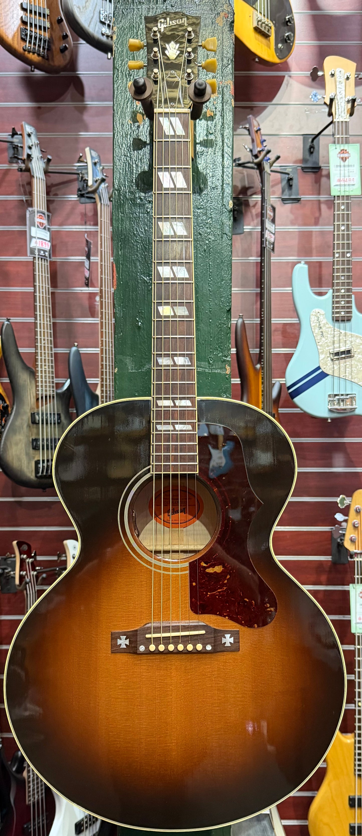 Gibson J-185 Original Acoustic Guitar - Vintage Sunburst - Pre-Loved