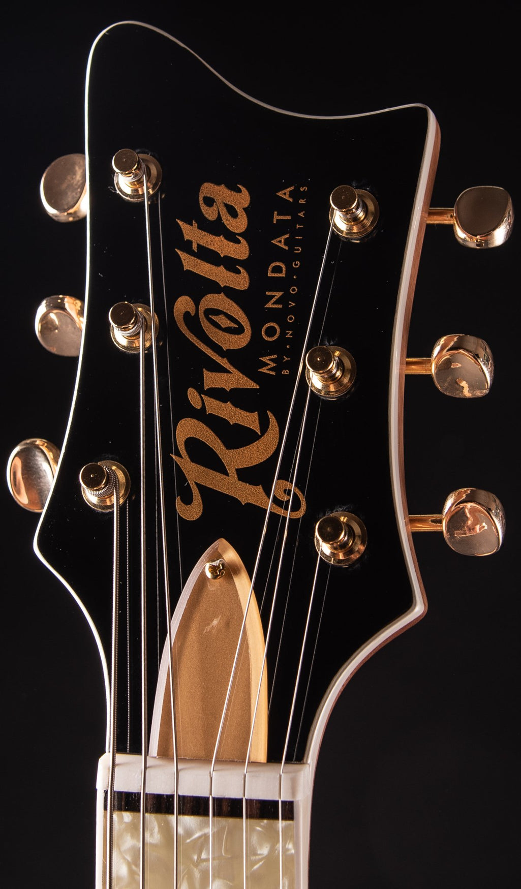Rivolta Mondata VIII - Mogano Glow