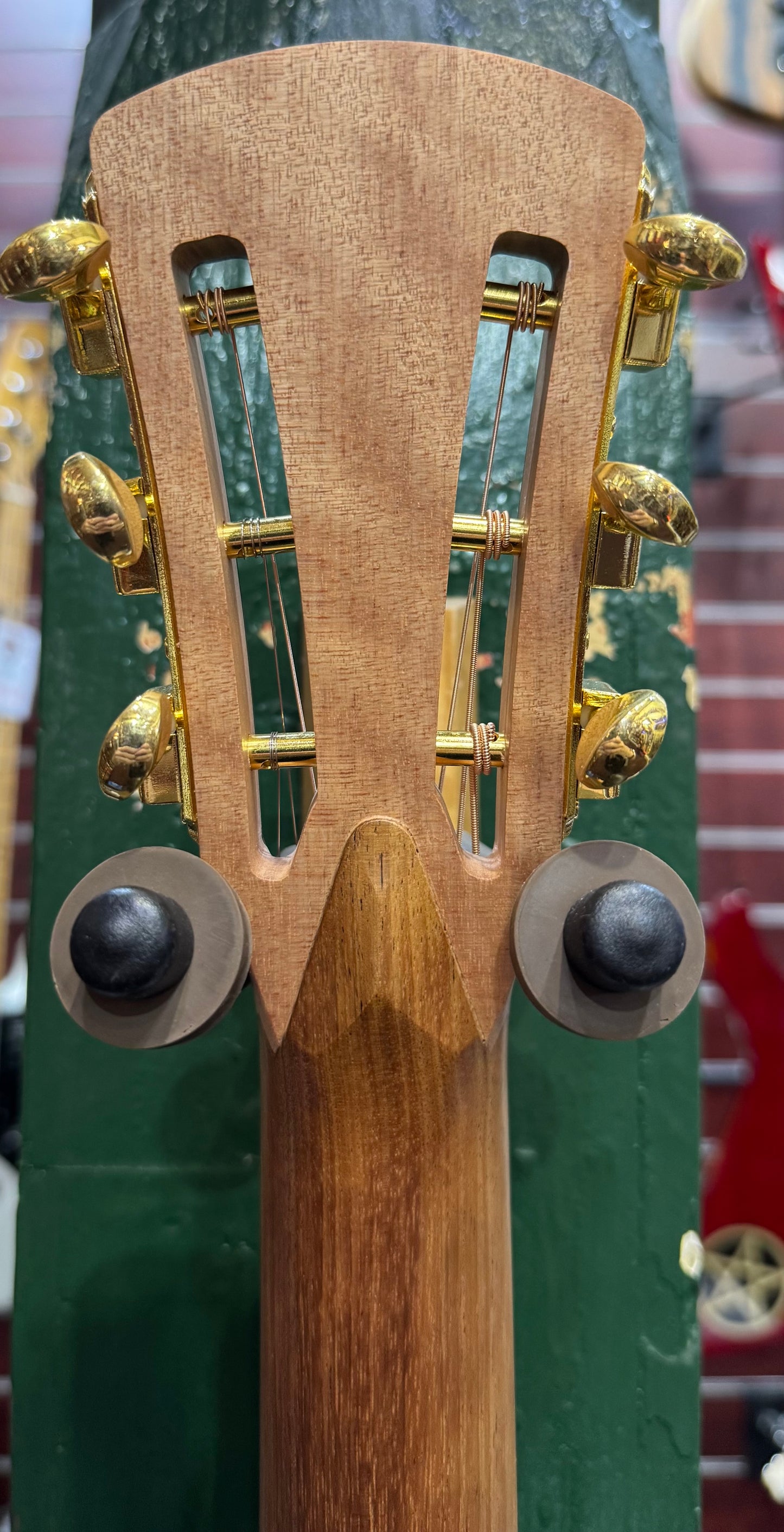Cole Clark CCSRDLXANEC-CLCLR 'Studio Recording Deluxe' - 60k Edition - Camphor Laurel