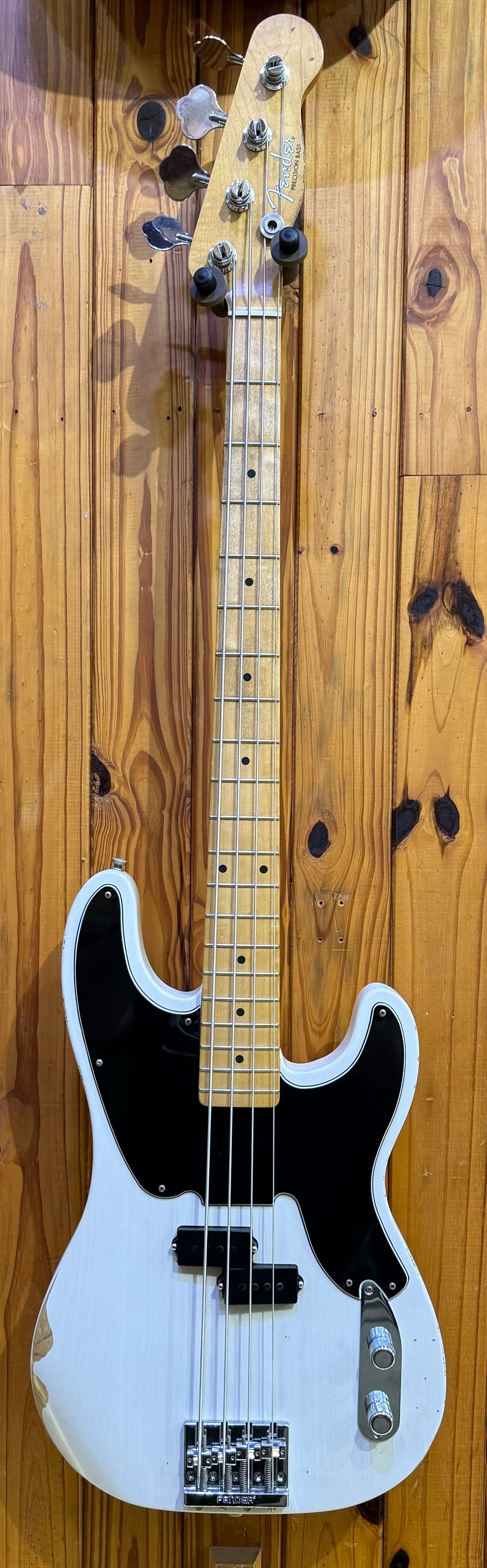 Fender Mike Dirnt Road Worn Precision Bass - White Blonde - Pre-Loved