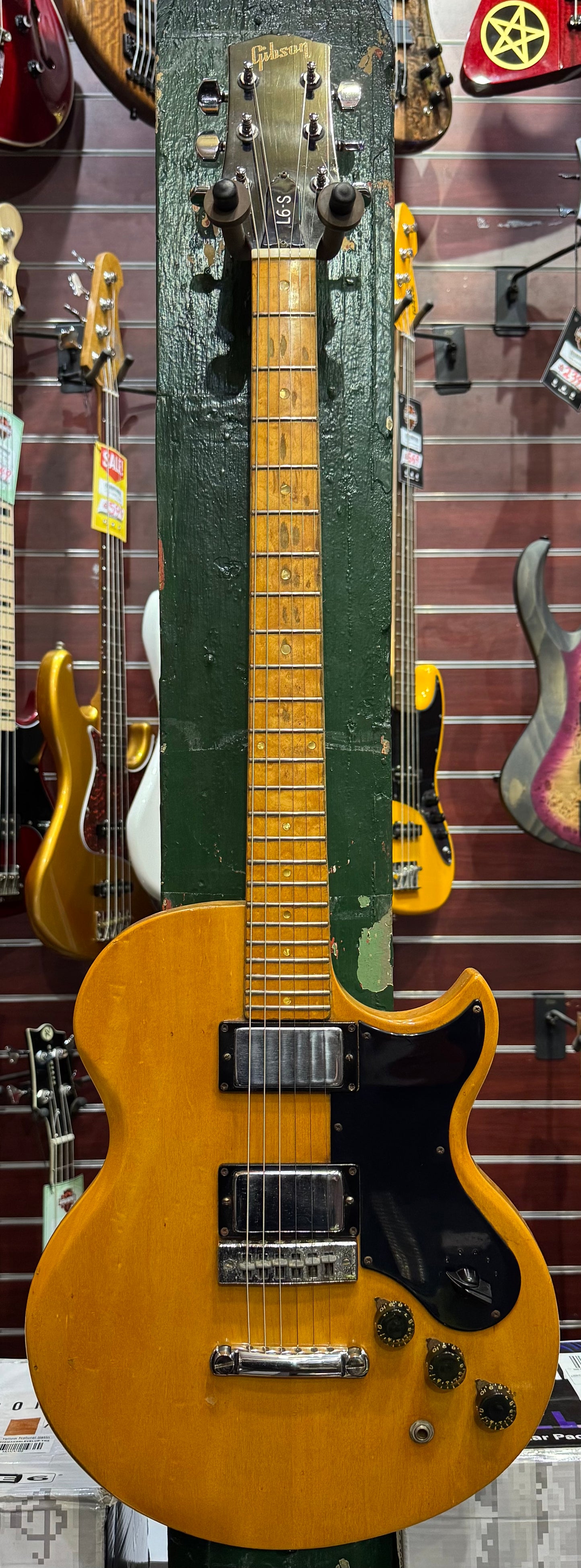 Gibson L6-S '73-'74 All Maple Electric Guitar - Pre-Loved