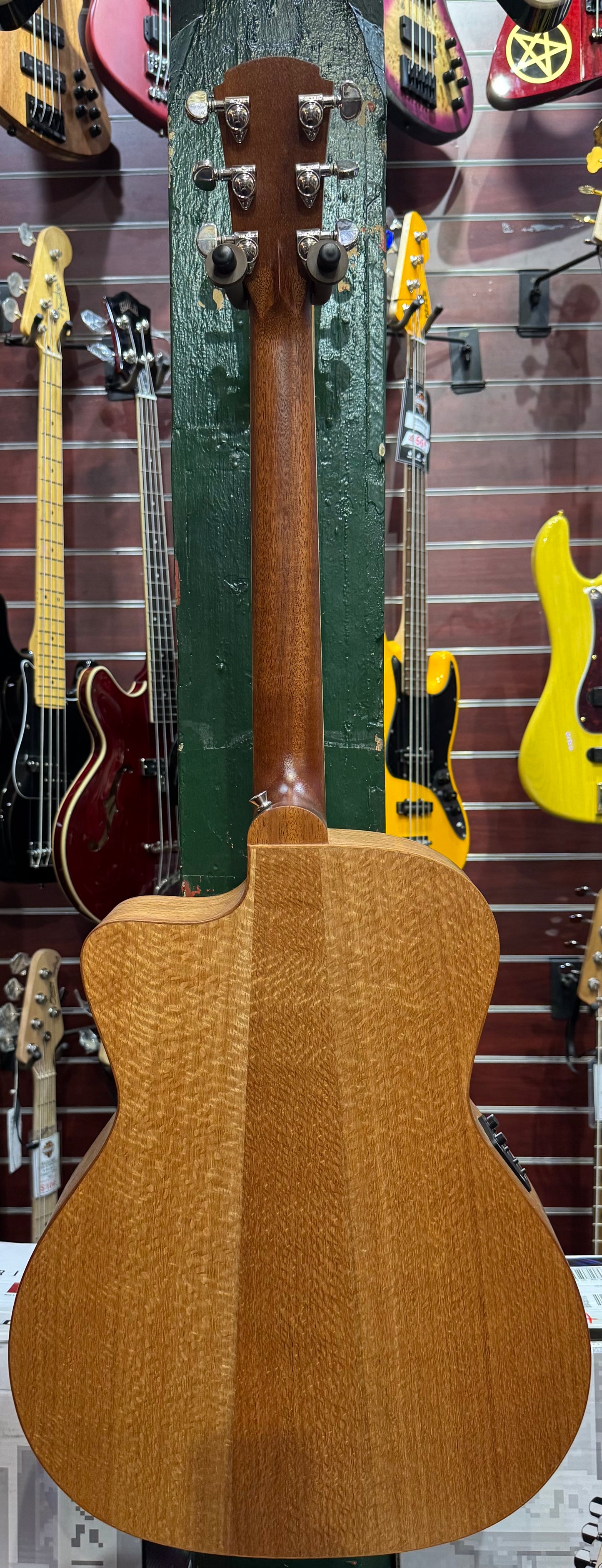 Cole Clark Studio Angel SAN1EC-BSO Bunya/ Silky Oak Acoustic Guitar