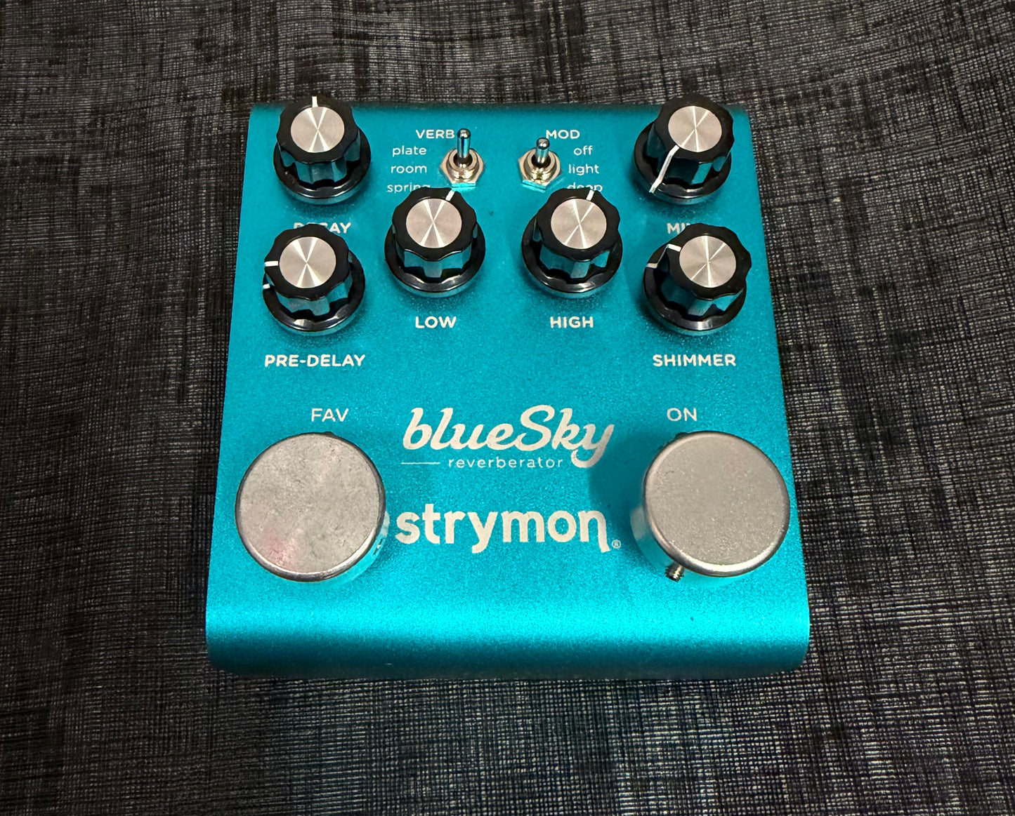 Strymon Bluesky 2 - Reverb Pedal - Pre-Loved