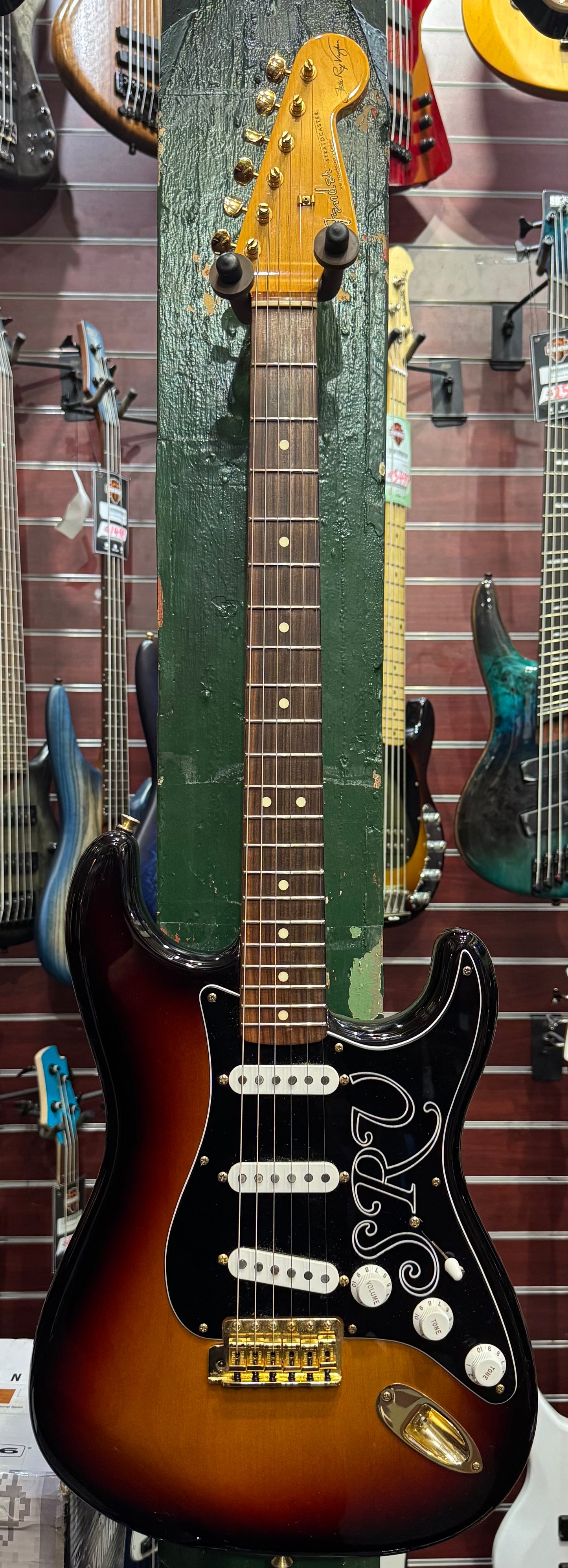 Fender SRV Stratocaster - 3-Colour Sunburst - Pre-Loved