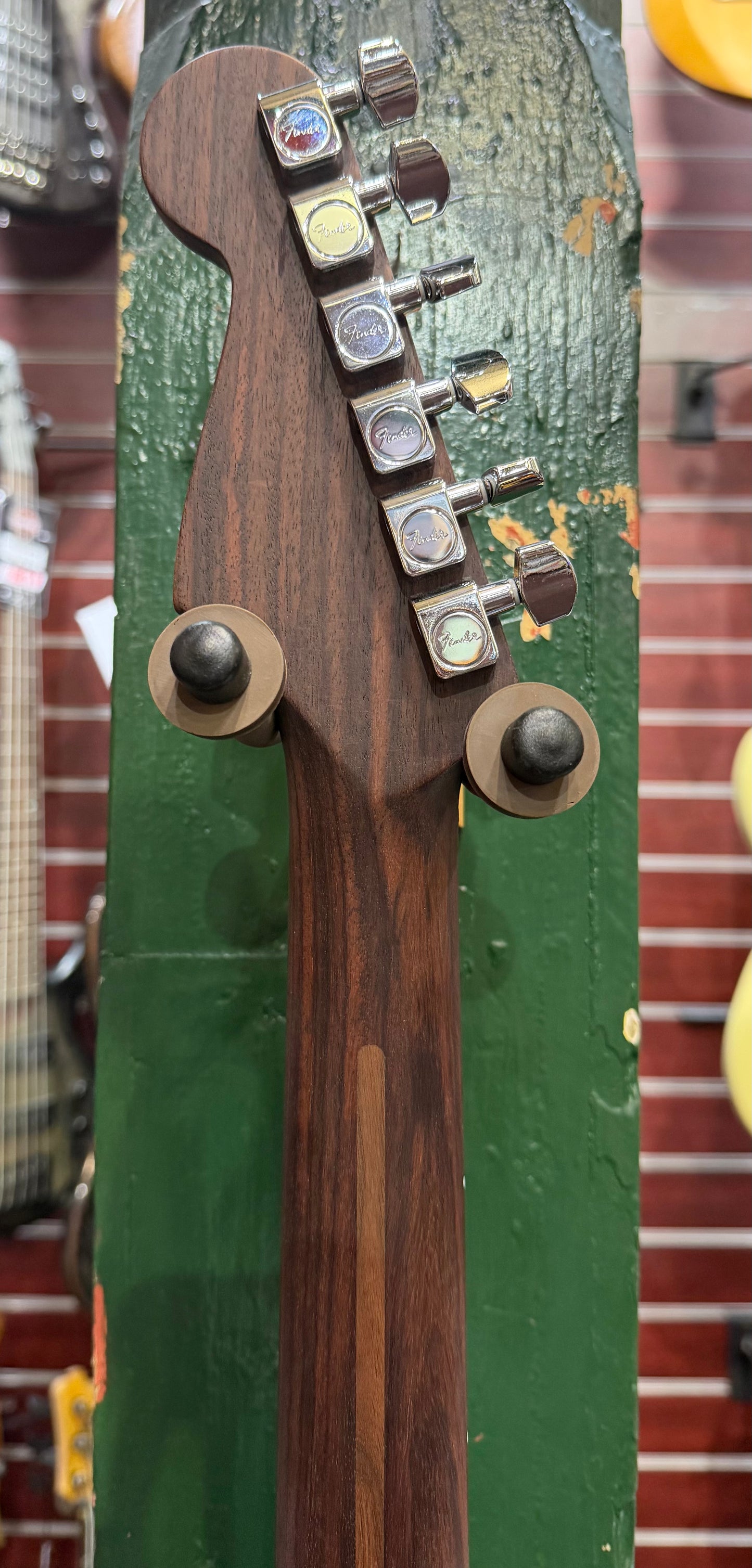 Fender American Pro II Stratocaster - Ltd Dealer’s Edition - Rosewood Neck - Shell Pink - Pre-Loved
