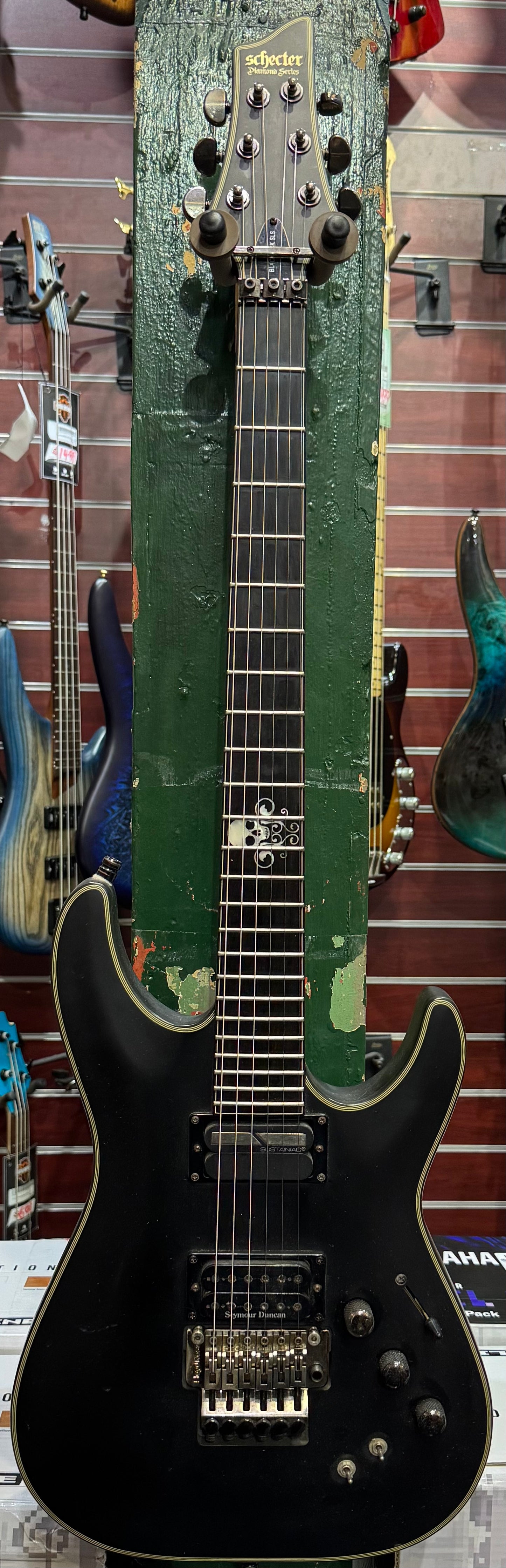 Schecter Blackjack Diamond Series SLS FR Hell's Gate - Black - Pre-Loved