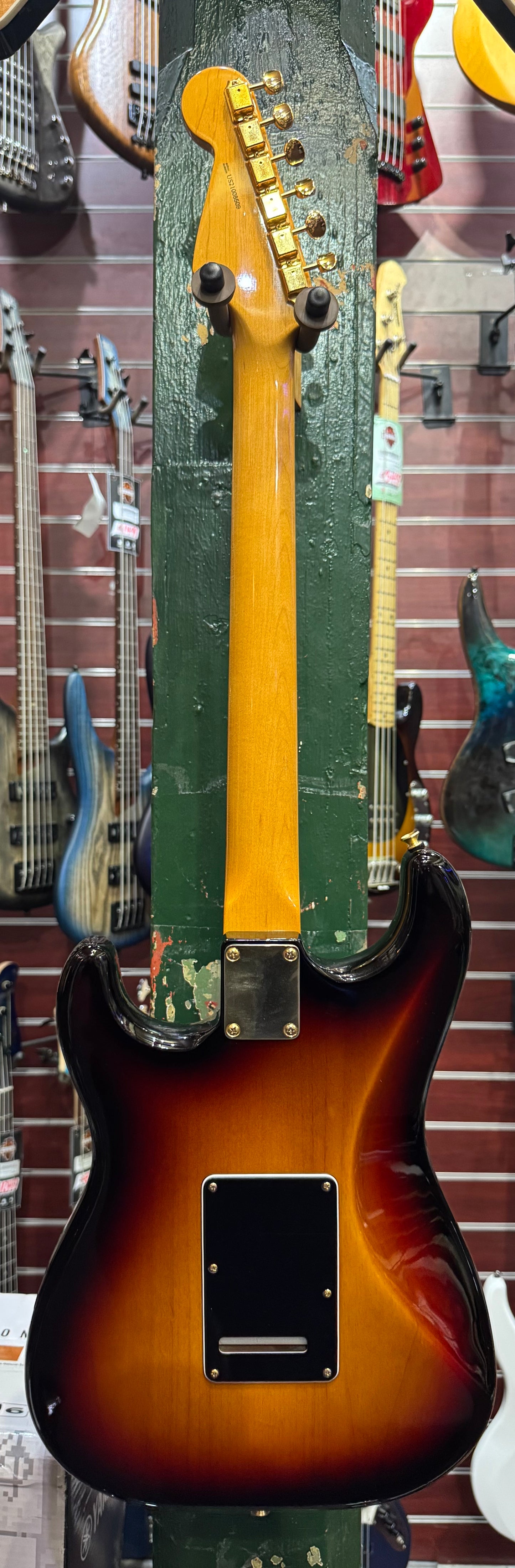 Fender SRV Stratocaster - 3-Colour Sunburst - Pre-Loved