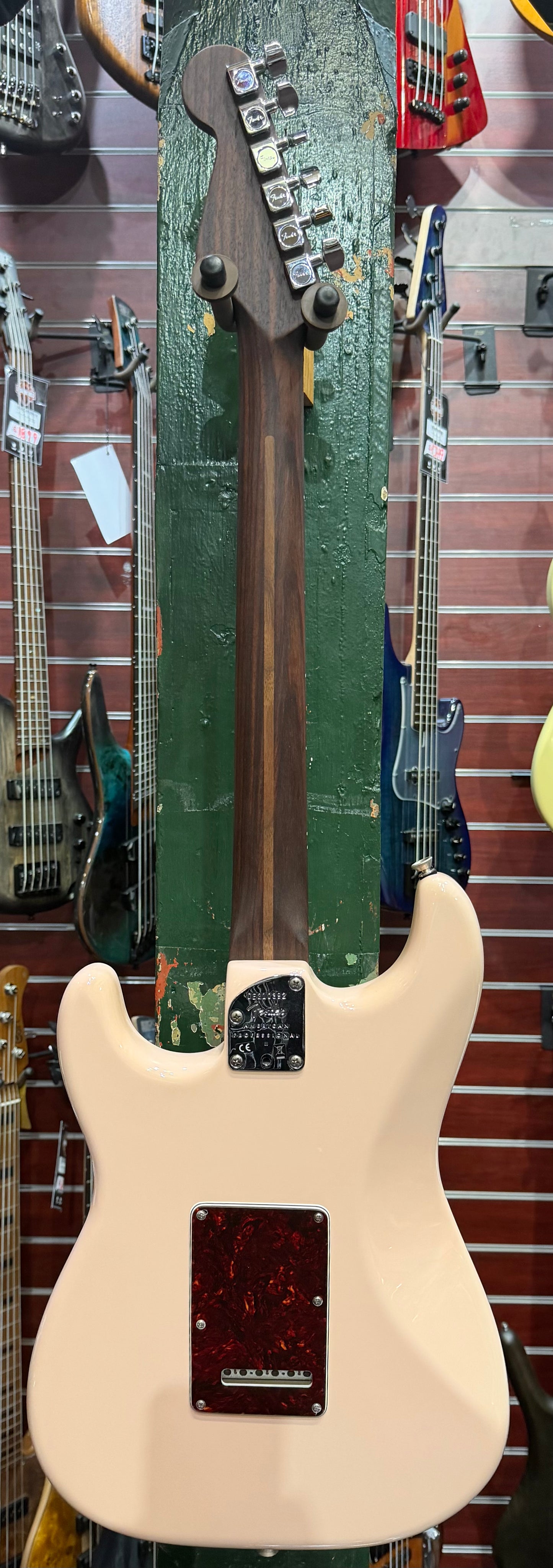 Fender American Pro II Stratocaster - Ltd Dealer’s Edition - Rosewood Neck - Shell Pink - Pre-Loved