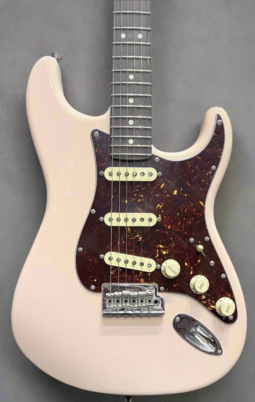 Fender American Pro II Stratocaster - Ltd Dealer’s Edition - Rosewood Neck - Shell Pink - Pre-Loved