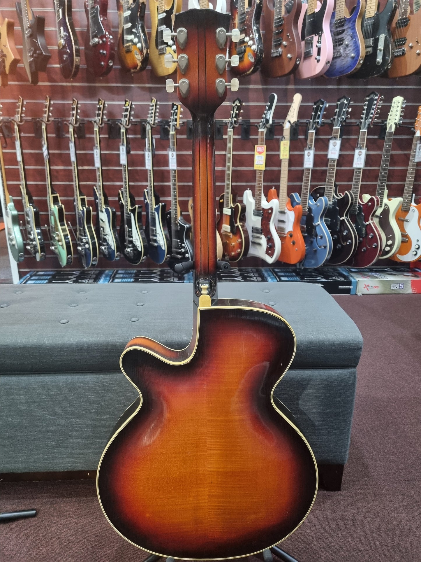 Hoyer Special Circa 1950s Archtop Sunburst