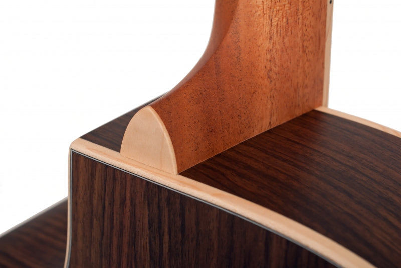 Larrivee OMV-03RE Rosewood Recording Series