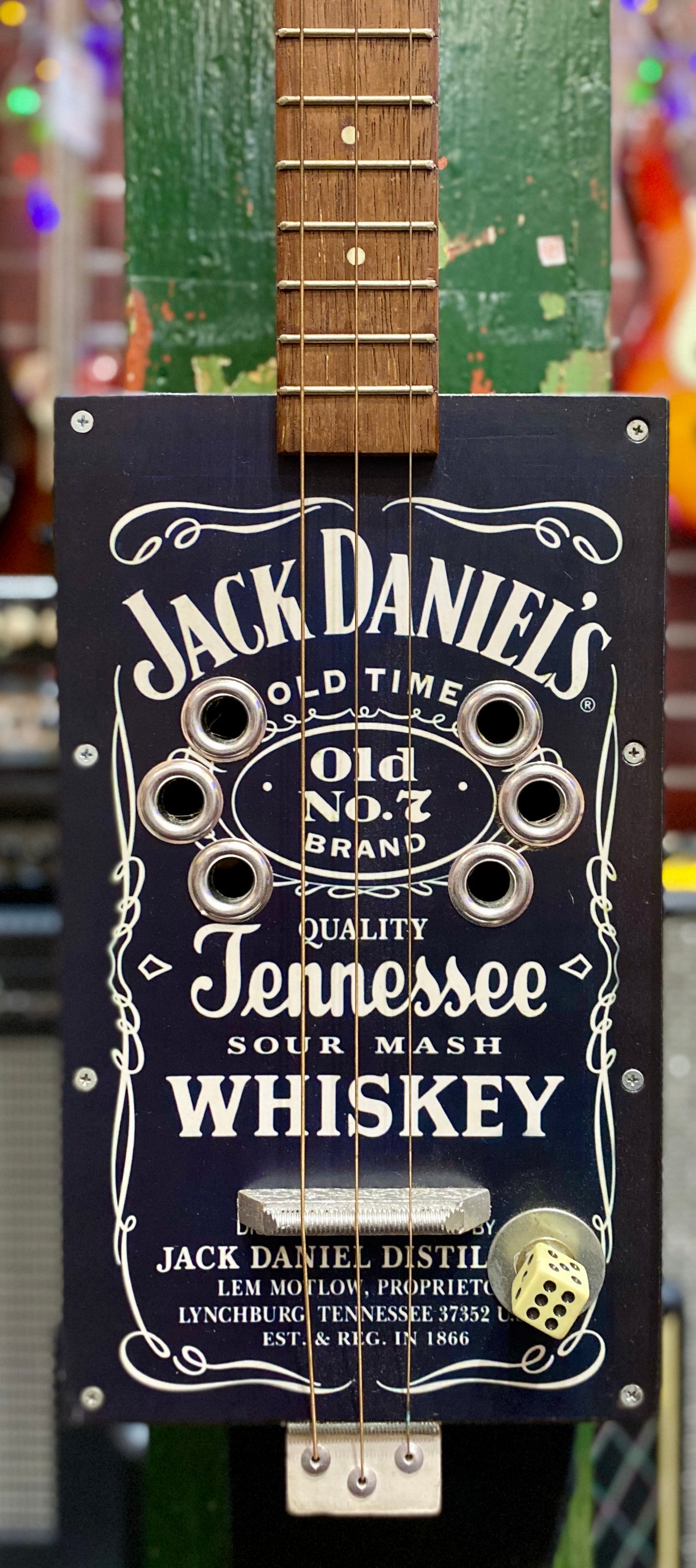 Groove Art Cigar Box Guitar 'Jack Daniels' Black