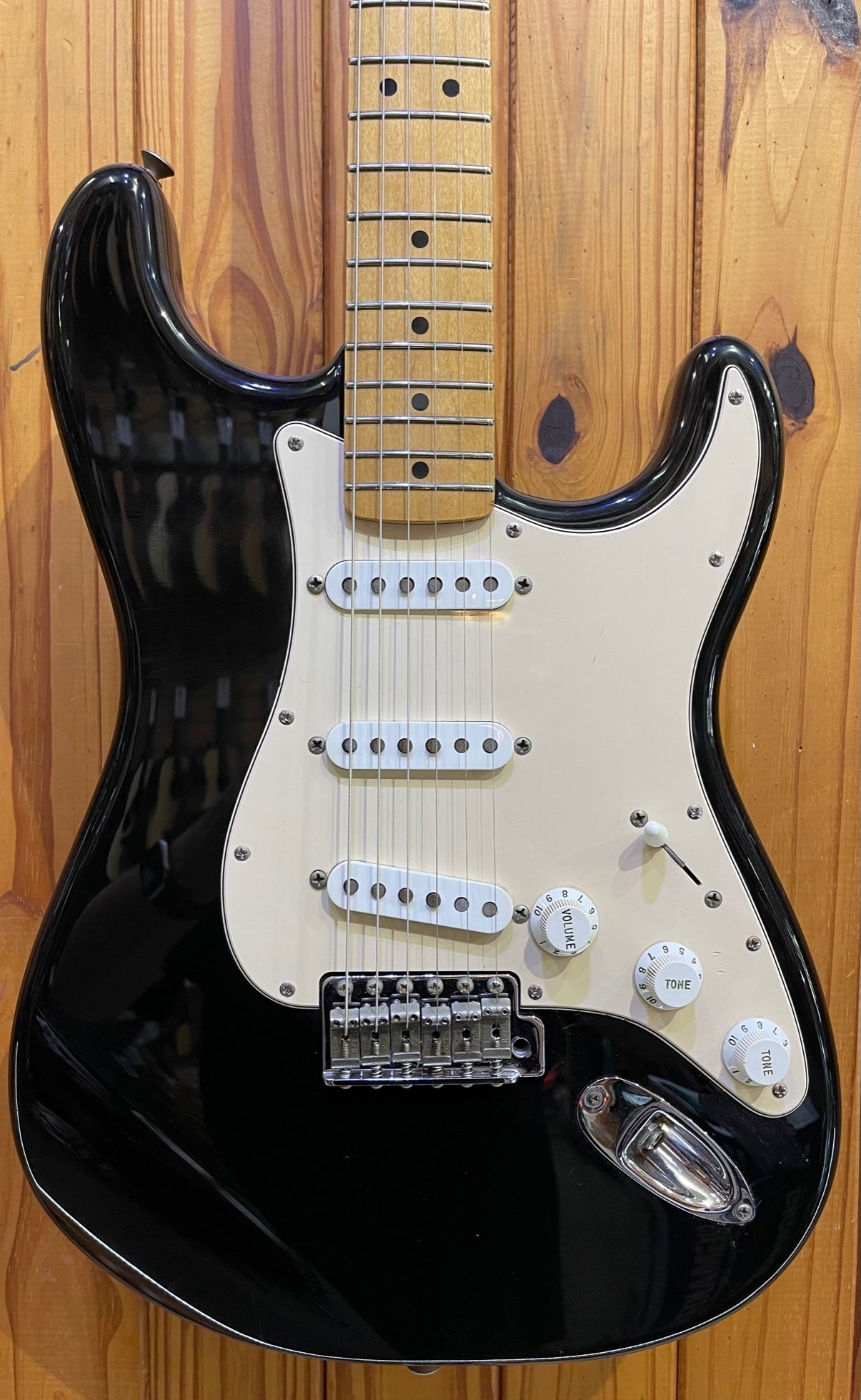 60th　Series　70s　–　Black　Fender　Stratocaster　Brothers　Classic　Anniversary　Guitar　Pre-　Online