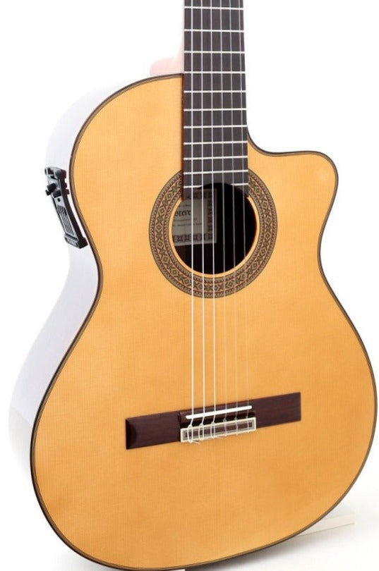ESTEVE 7CE SPRUCE TOP CLASSICAL