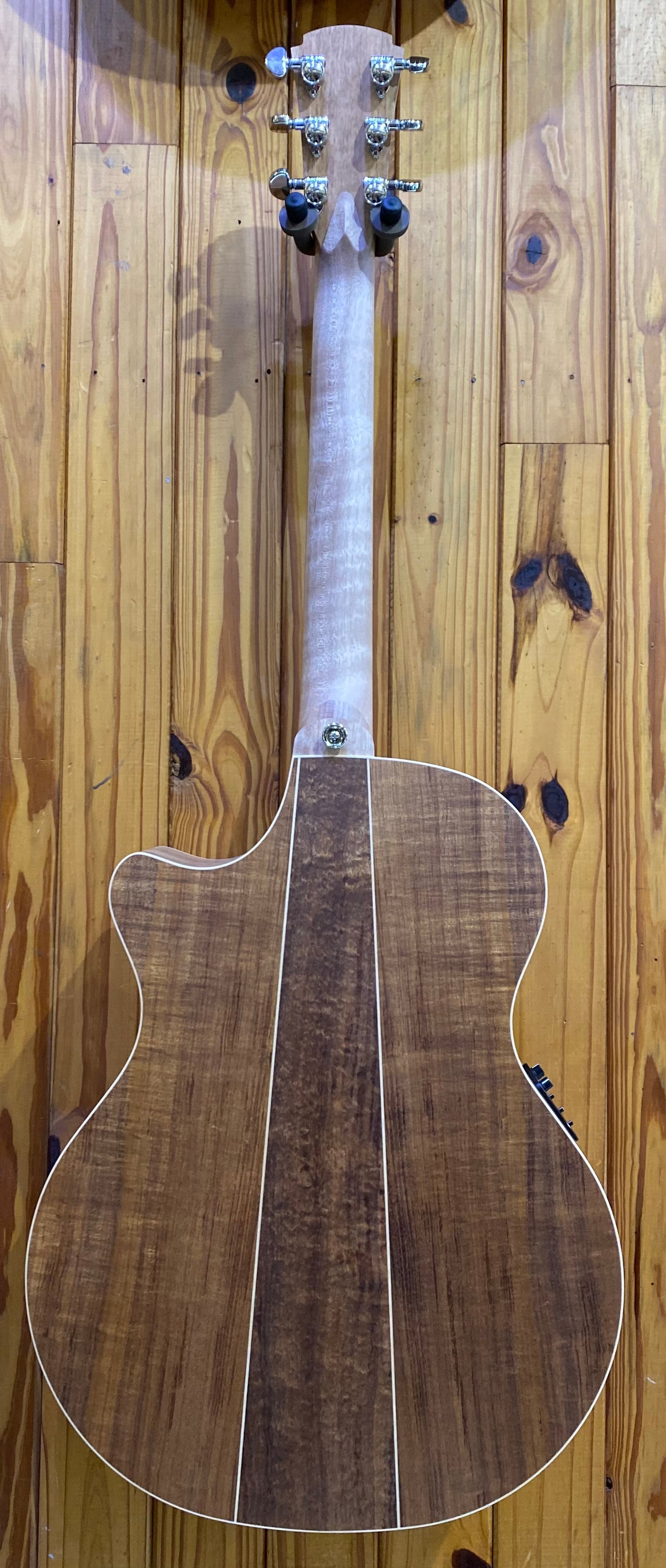 Cole Clark Angel 2EC - Bunya Top/Blackwood Back & Sides w/ Pickup & Hardcase