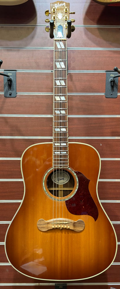 Gibson Songwriter Acoustic Guitar - Pre-Loved