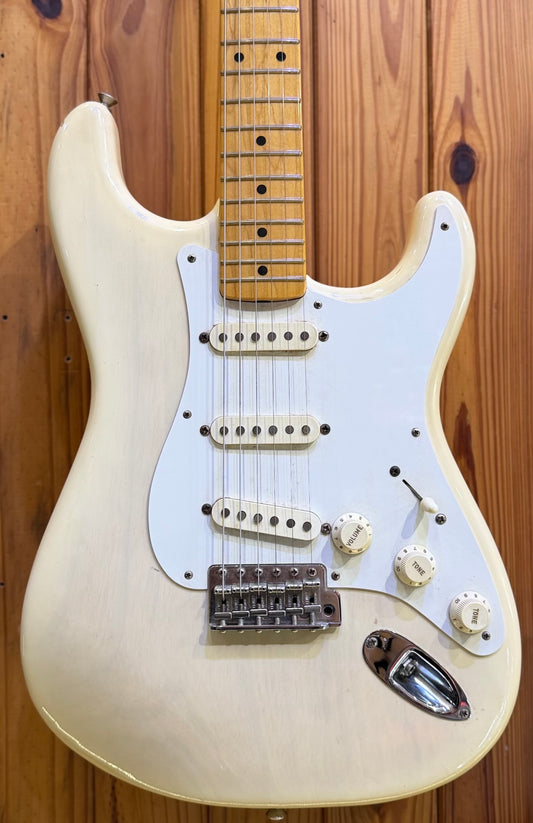 Fender American Vintage '56 Stratocaster - Aged White Blonde - Pre-Loved
