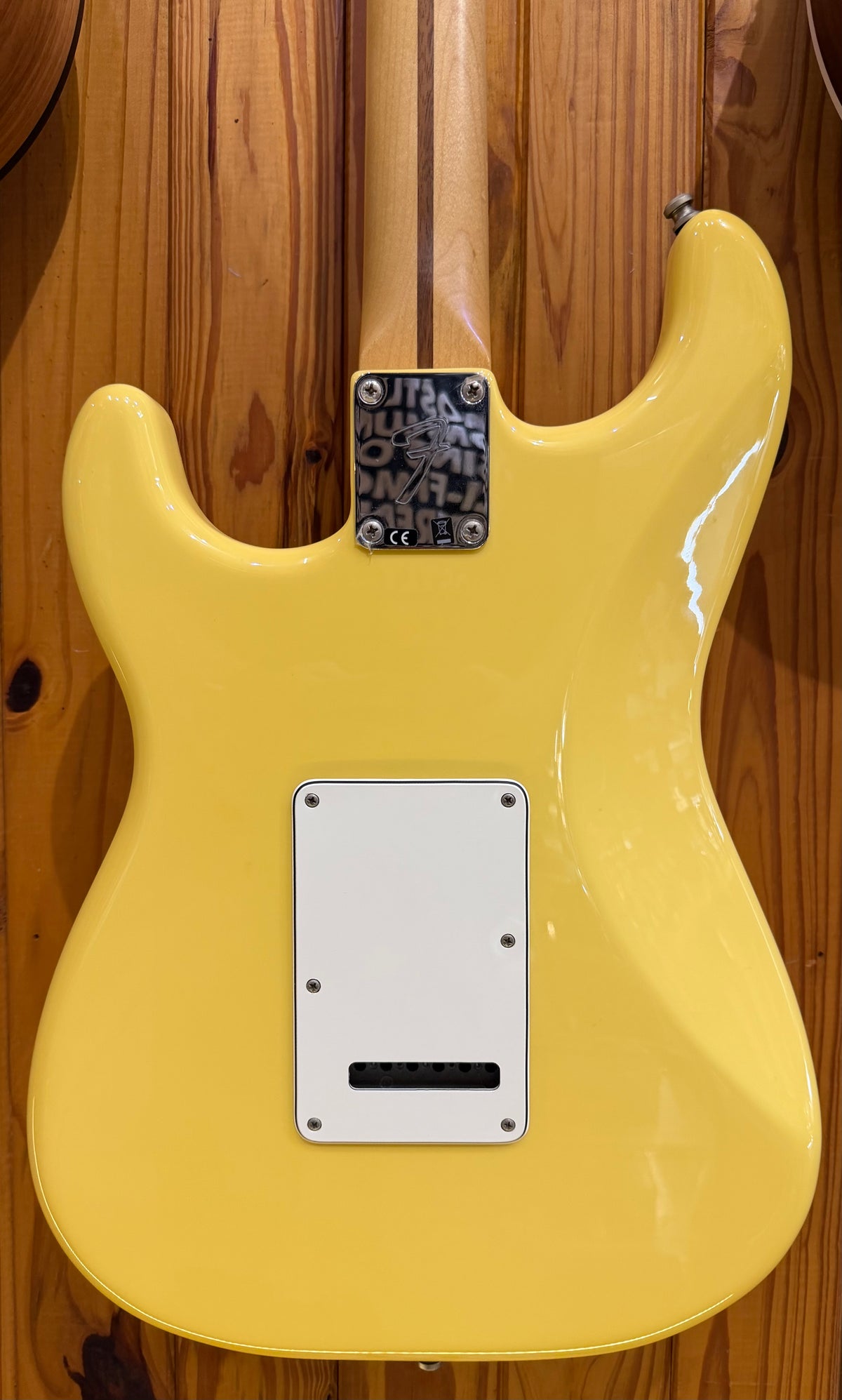 Fender Player Series Stratocaster - Buttercream - Pre-Loved