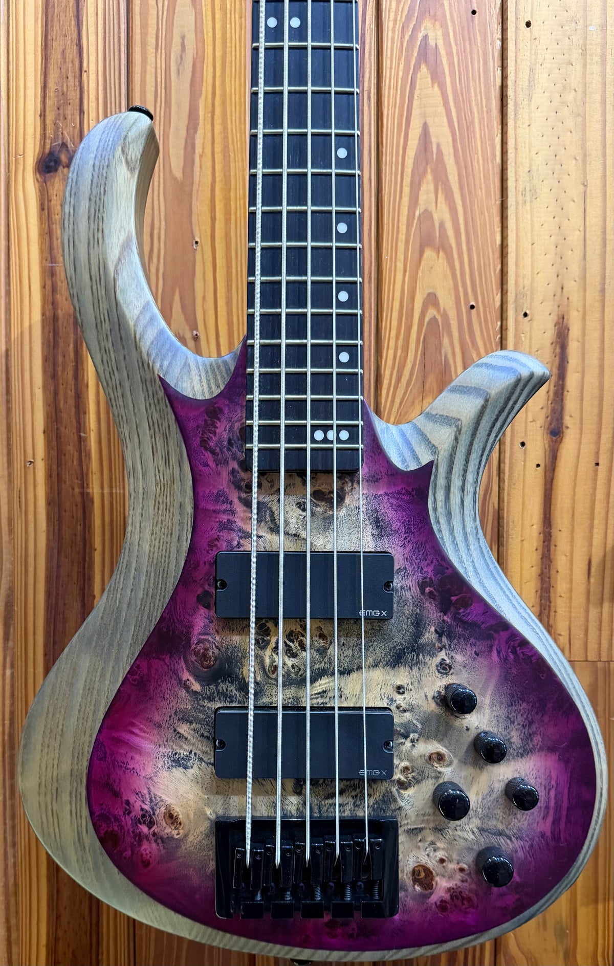 Schecter Bass Guitars