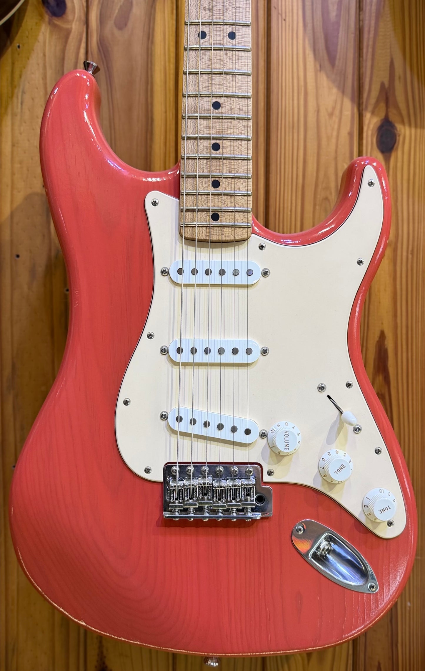 LSL Instruments Saticoy 'ERA' Electric Guitar - Fiesta Red