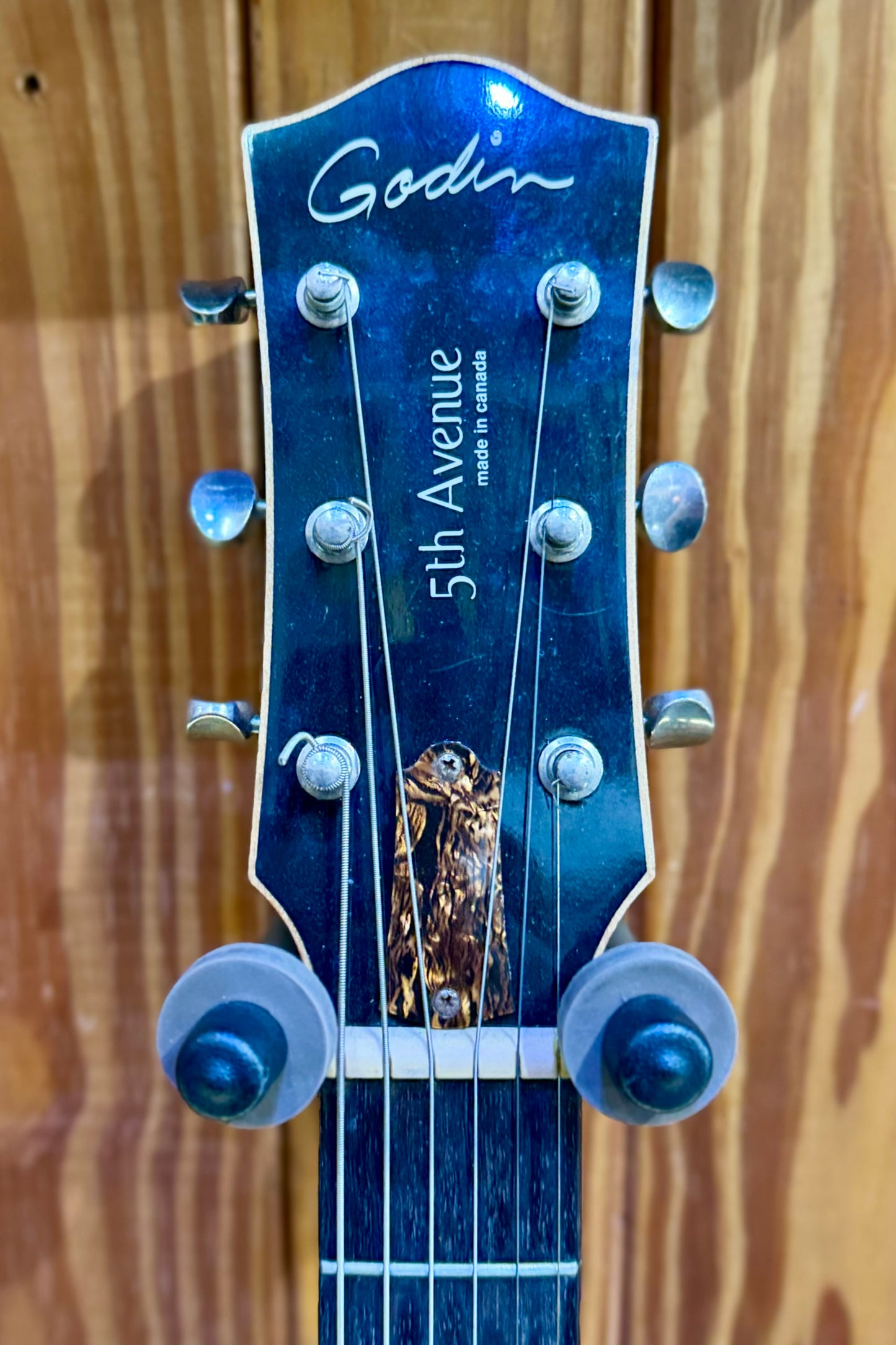 Godin 5th Avenue Kingpin P90 Archtop Guitar - Pre-Loved