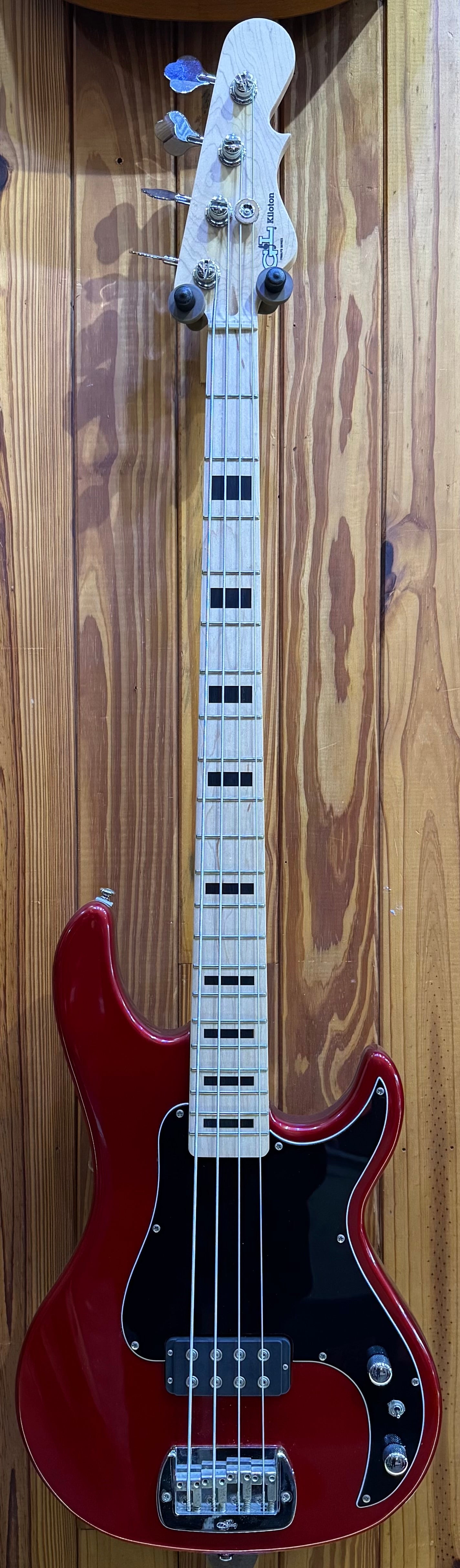 G&L Tribute Kiloton Bass - Candy Apple Red - Pre-Loved