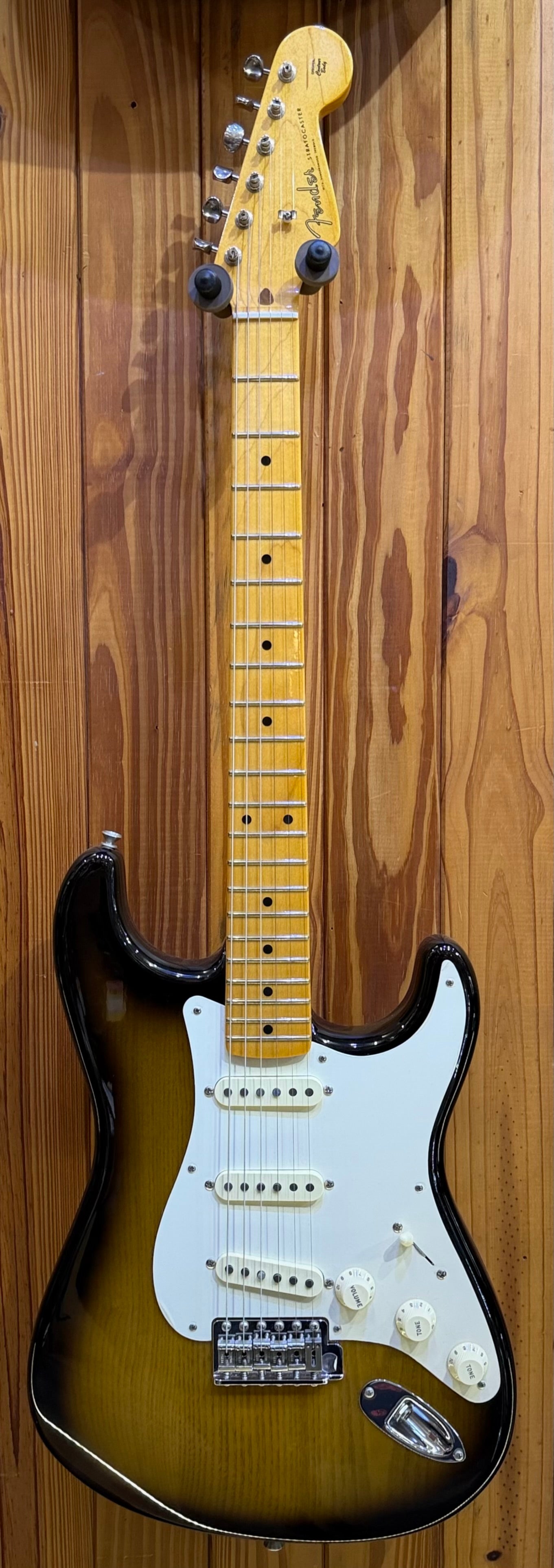 Fender Stories Collection Eric Johnson 1954 "Virginia" Stratocaster - Pre-Loved
