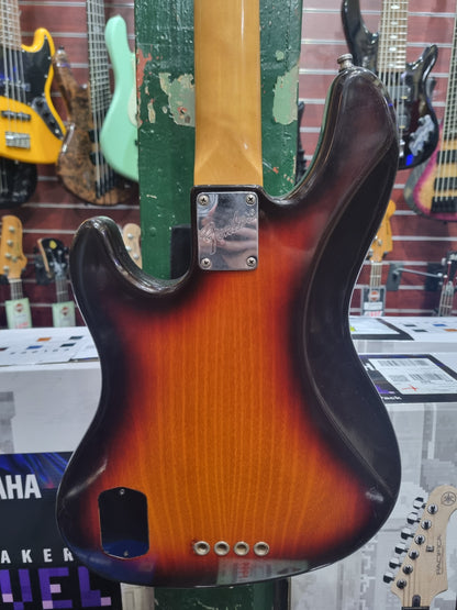 Fender 1997 American Deluxe Jazz Bass 3-Tone Sunburst Pre-Loved