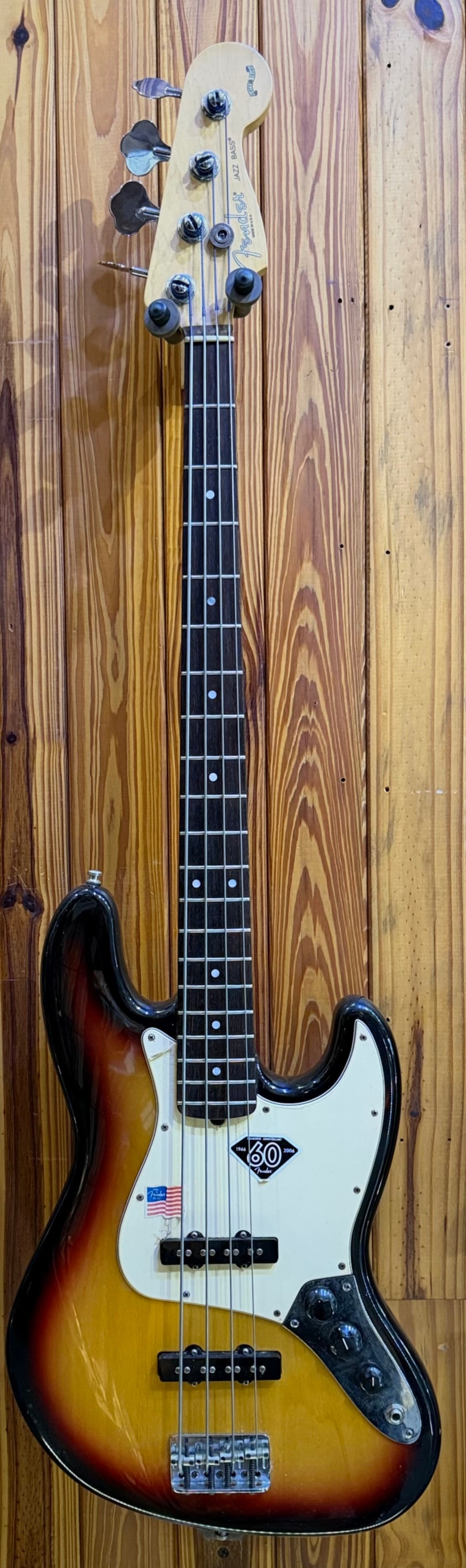 Fender 60th Anniversary Jazz Bass - 3 Tone Sunburst - Pre-Loved