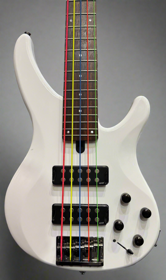 Yamaha TRBX305 5 String White Bass - Pre-Loved