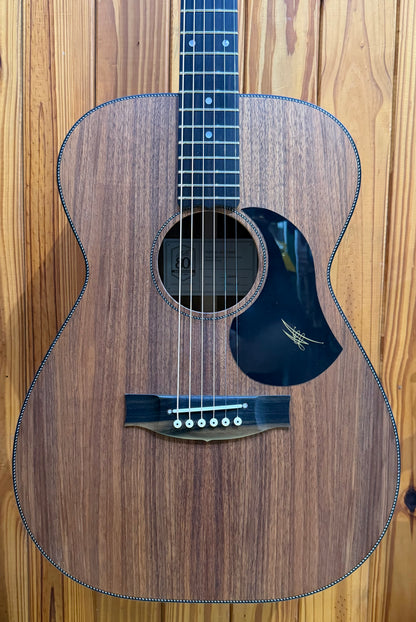 Maton EBW808 Blackwood Acoustic Guitar - Pre-Loved
