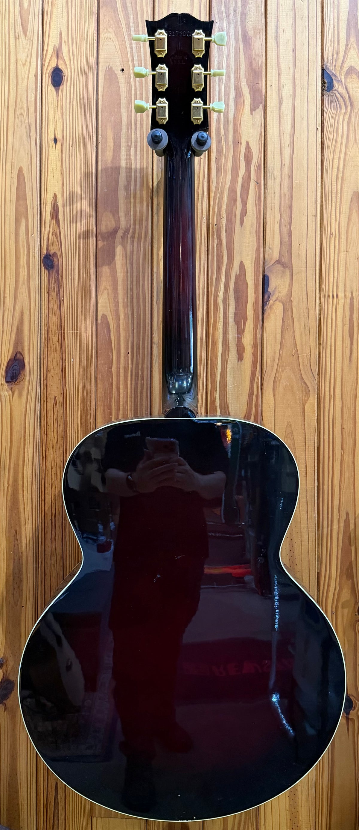 Gibson J-100 Xtra Jumbo Acoustic Guitar - Black Cherry - Pre-Loved