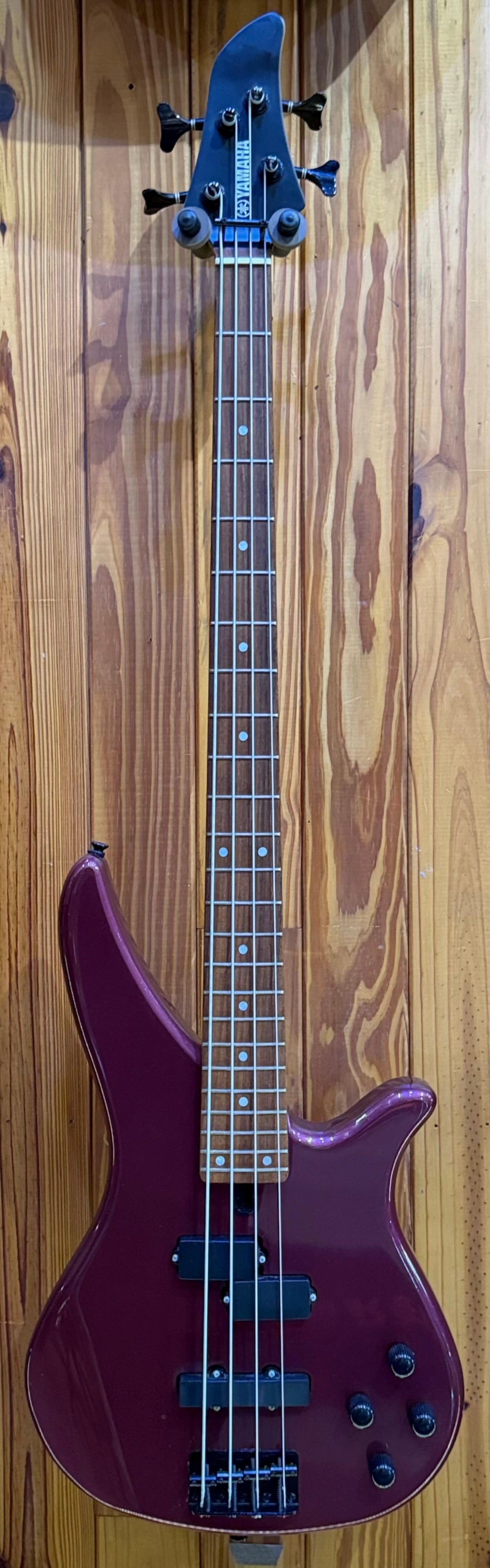 Yamaha RBX370a - 4 String Bass - Burgundy - Pre-Loved