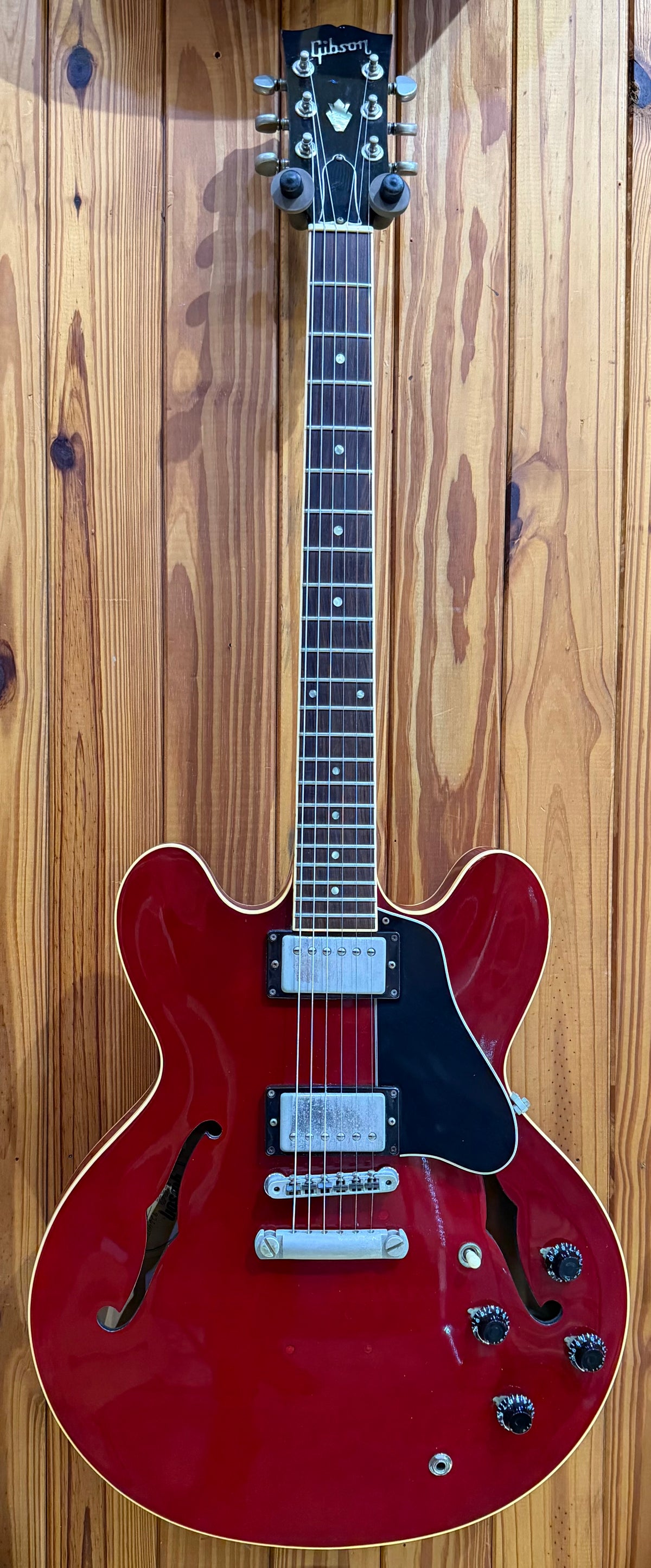 Gibson 1990 ES-335 Dot Electric Guitar - Cherry - Pre-Loved