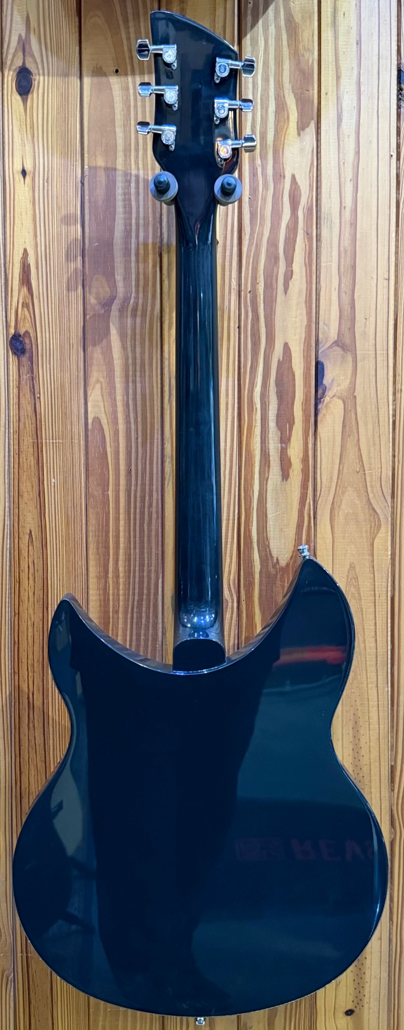Rickenbacker 330 Jet Black - Pre-Loved