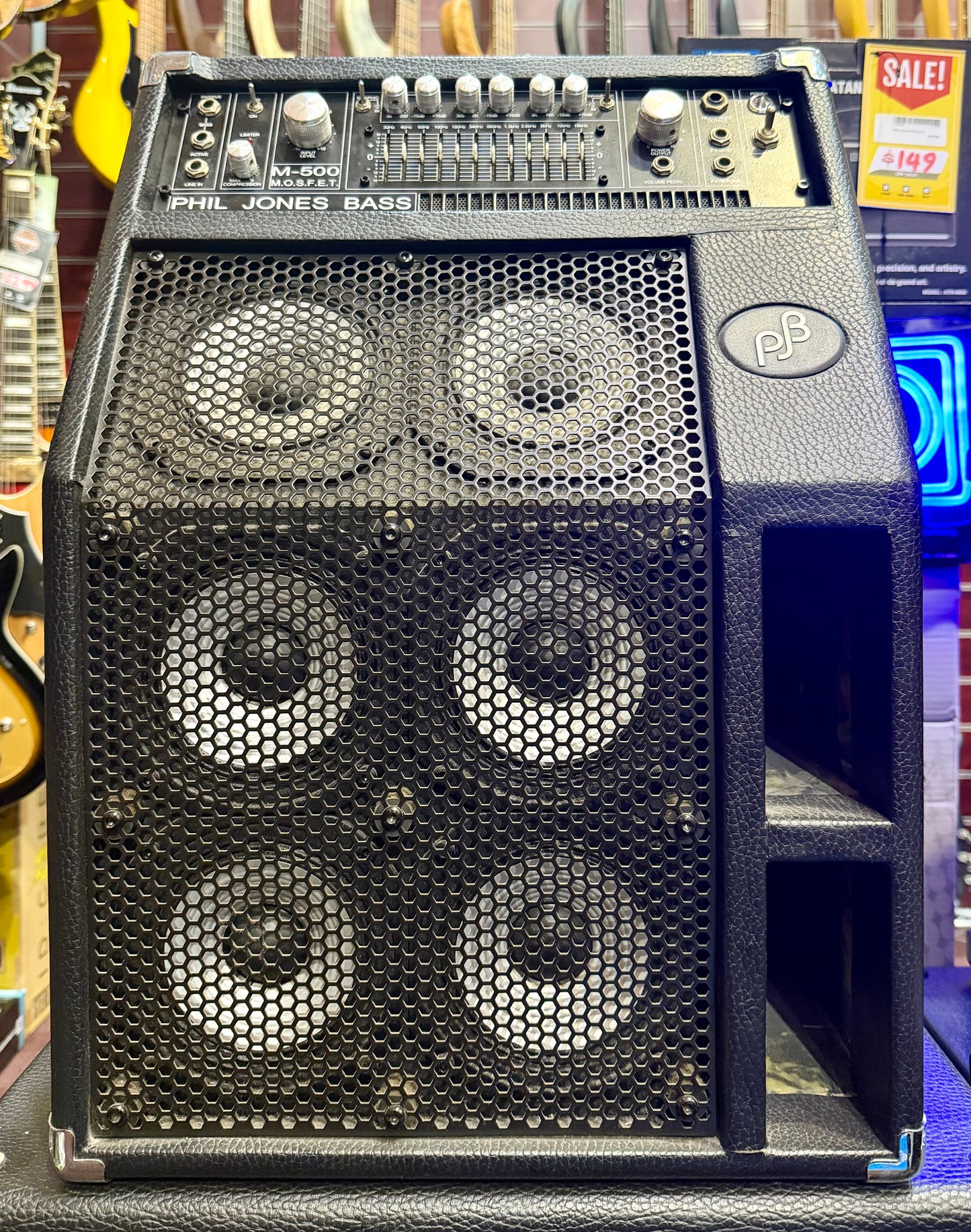 Phil Jones Six Pak Bass Combo Amplifier - Pre-Loved