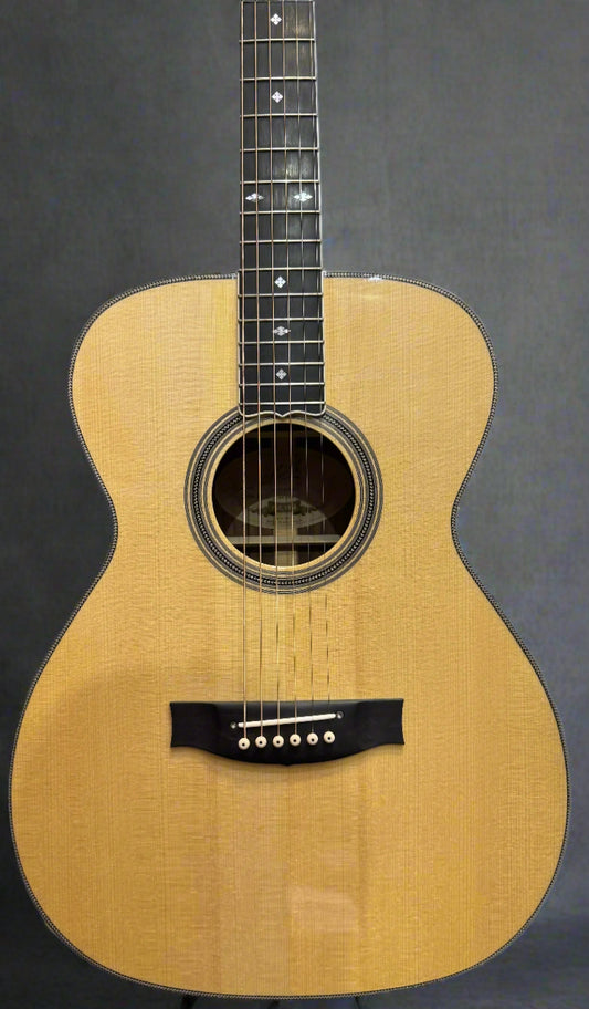 Maton CS Classic Custom Shop Spruce & Rosewood Acoustic Guitar -Pre-Loved