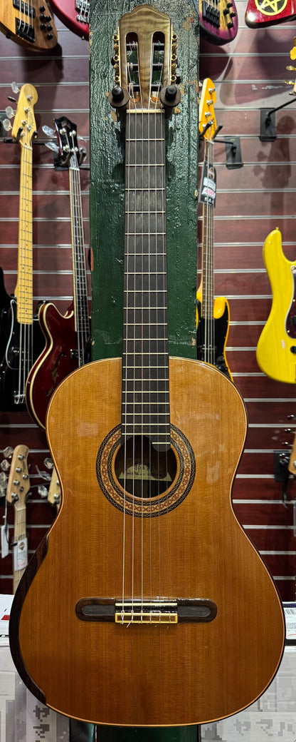Yulong Guo Chambered Concert Classical Guitar