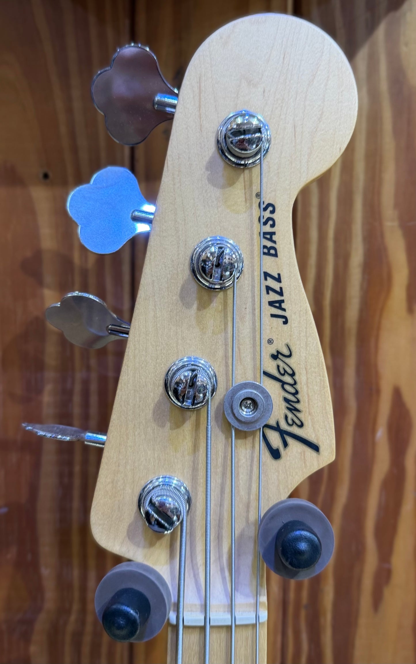 Fender American Special Jazz Bass - Candy Apple Red - Pre-Loved