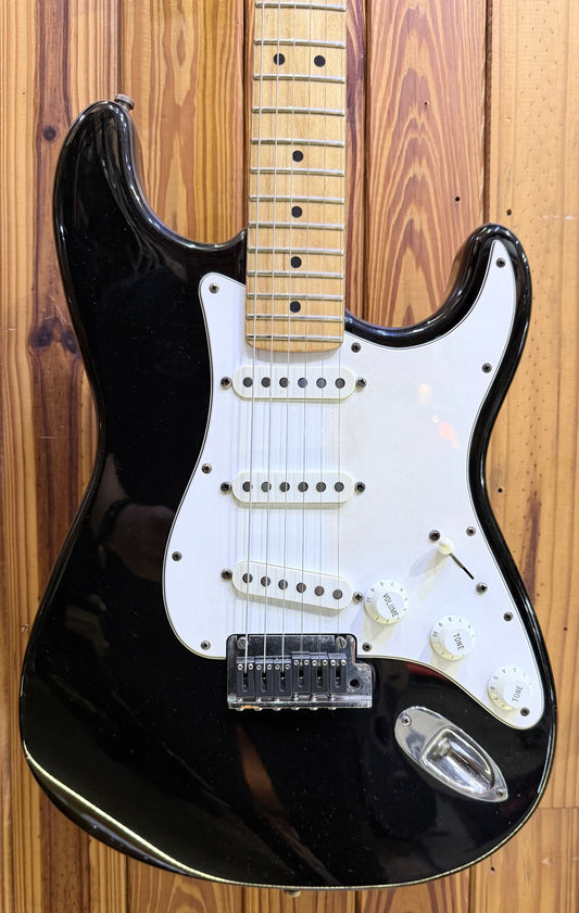 Fender American Standard Stratocaster - Black - Pre-Loved