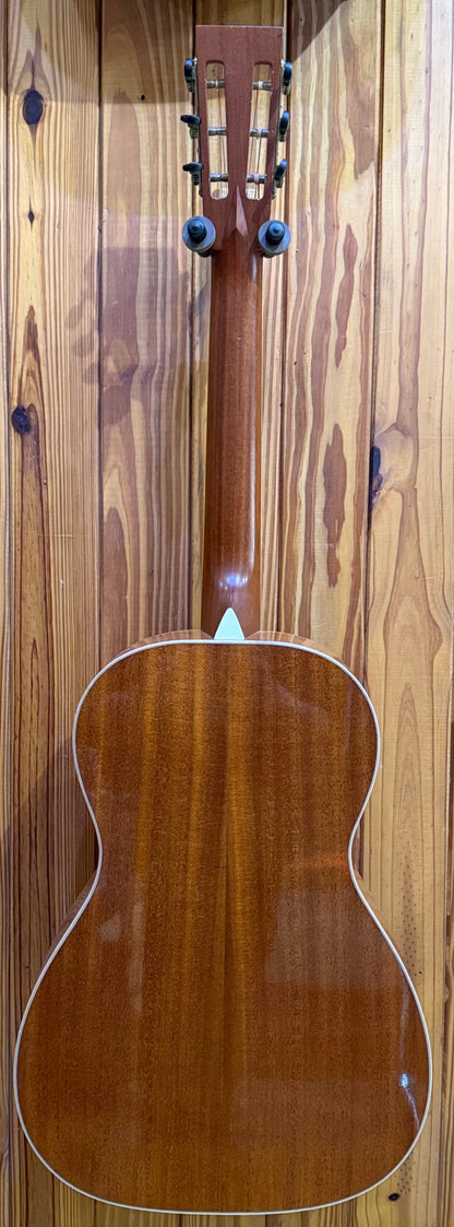 Larrivee 00-50 Mahogany Legacy Series Acoustic Guitar - Pre-Loved