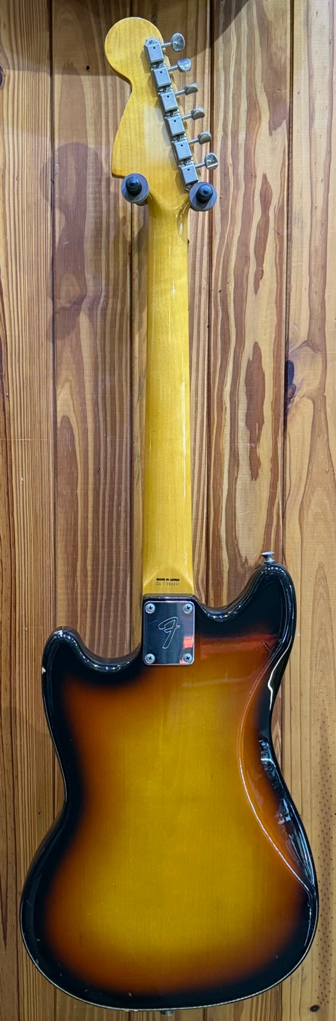 Fender Made in Japan Mustang MG69 Reissue - 3-Tone Sunburst - Pre-Loved