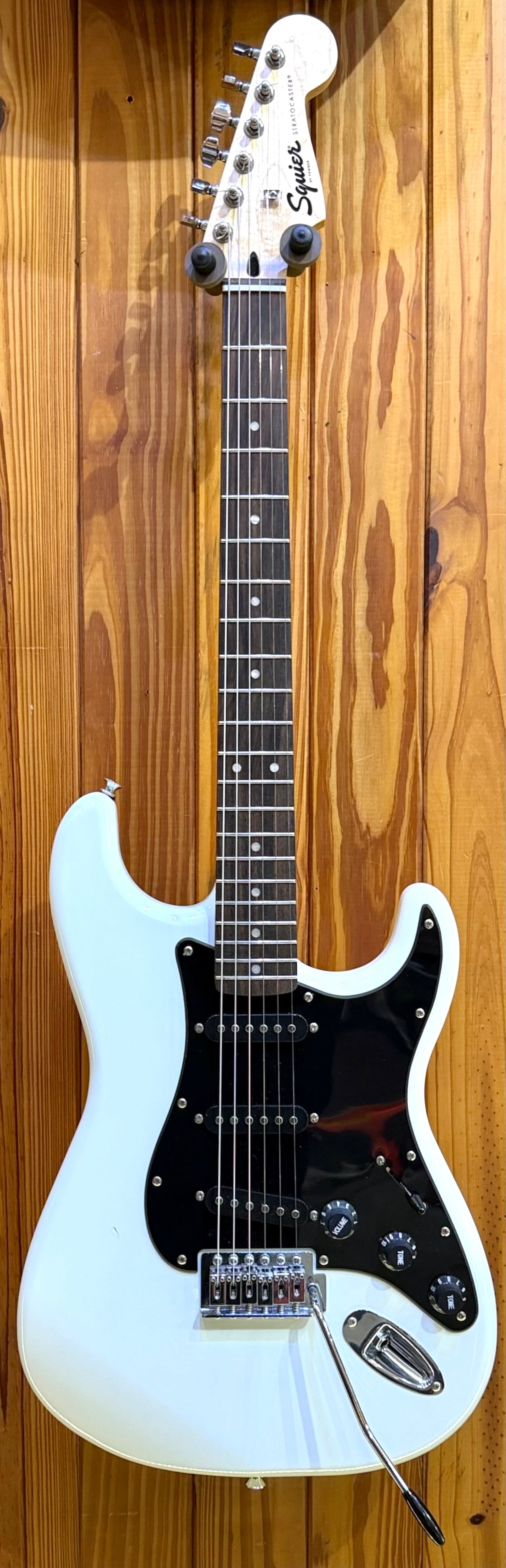 Squier Sonic Series Stratocaster - Arctic White - Pre-Loved